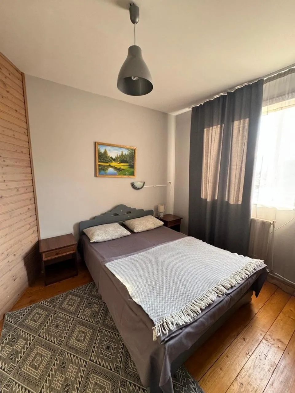 Bed in Sadyba Girske Povitria