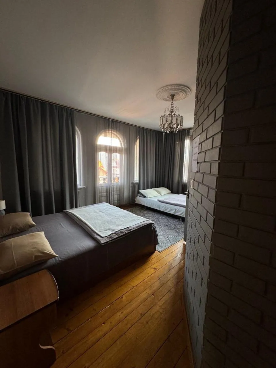 Bed in Sadyba Girske Povitria