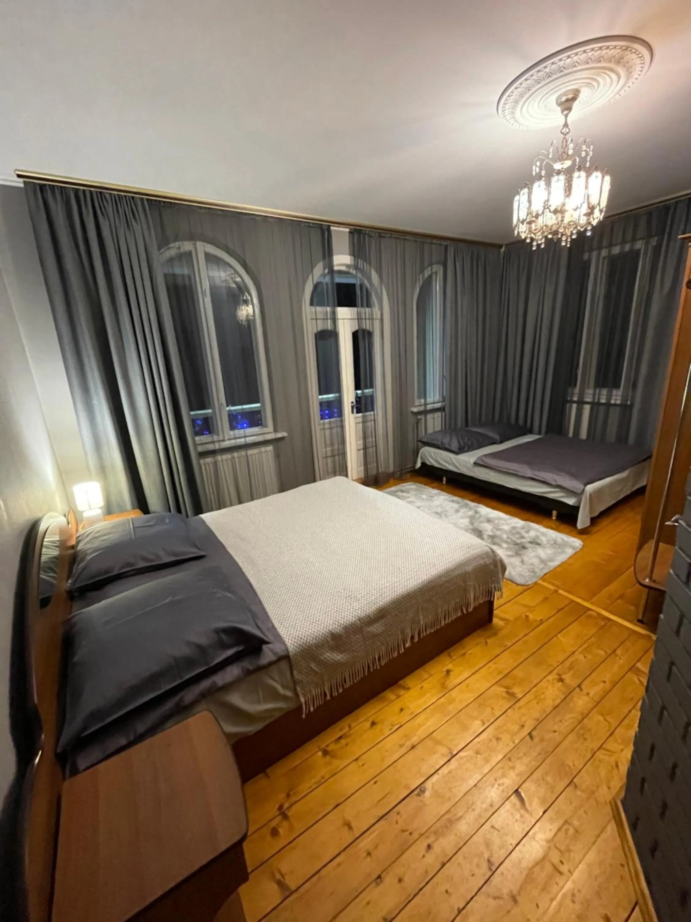 Bed in Sadyba Girske Povitria