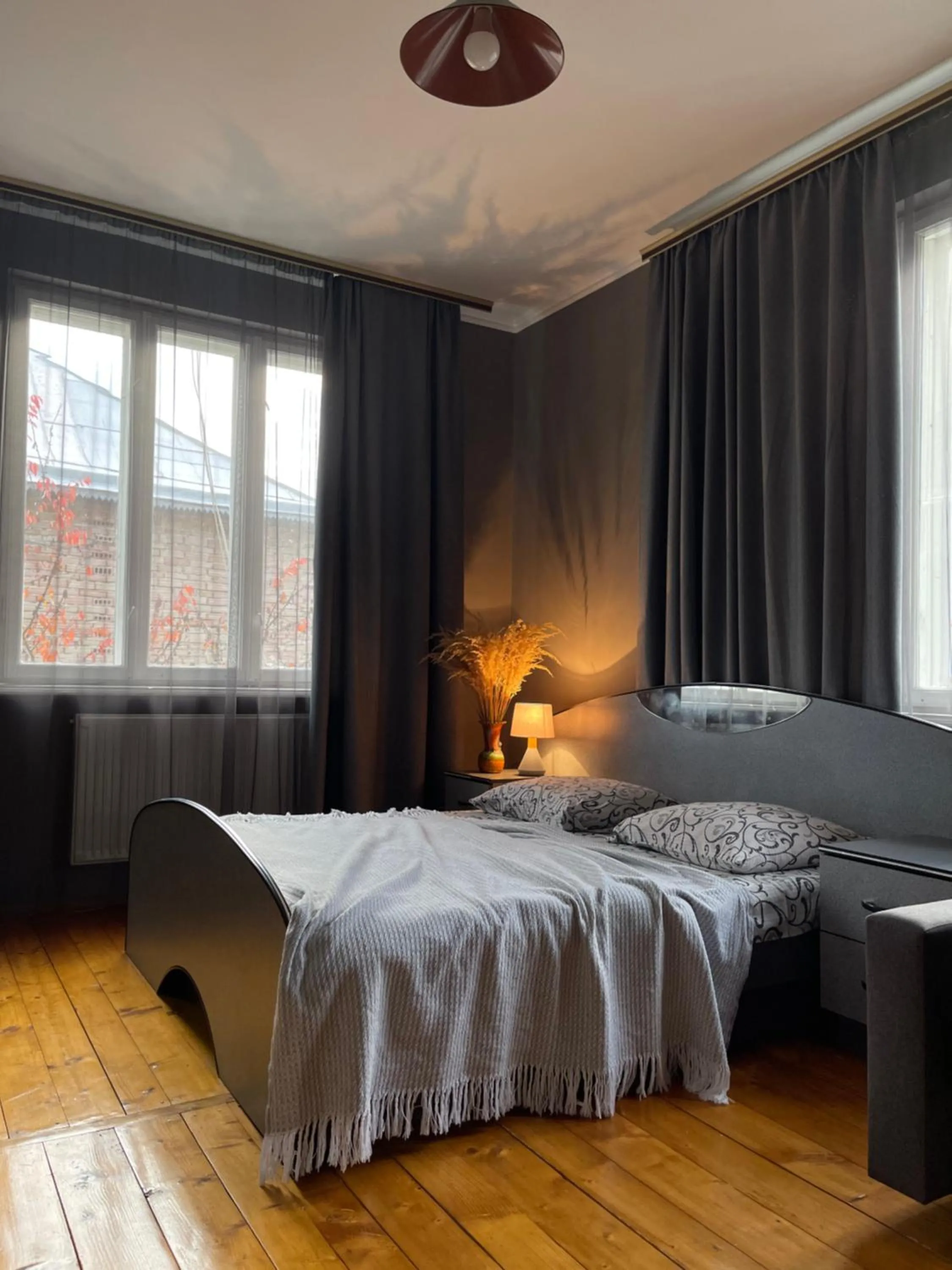 Bed in Sadyba Girske Povitria