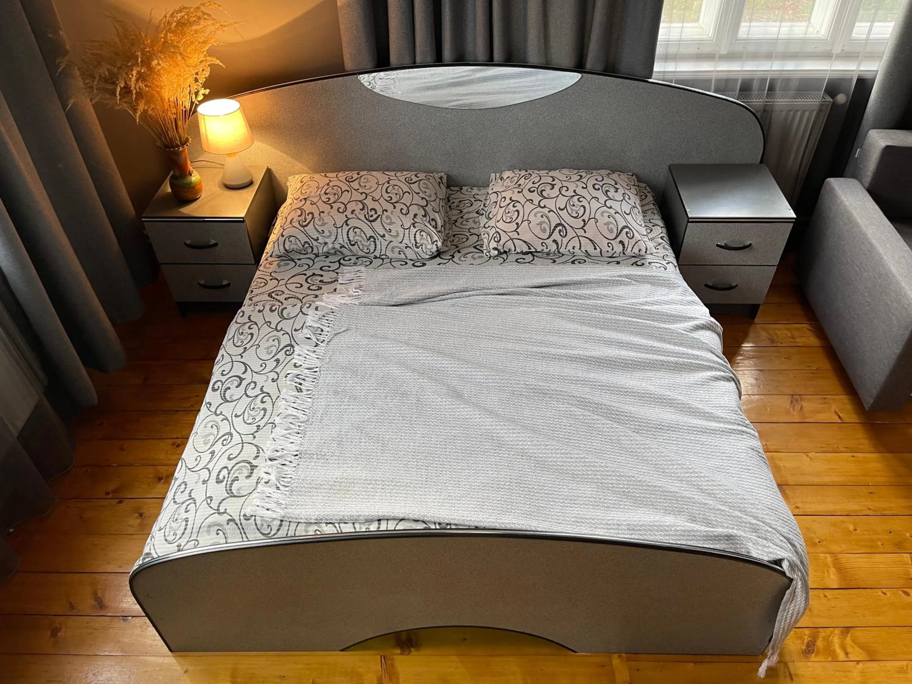 Bed in Sadyba Girske Povitria