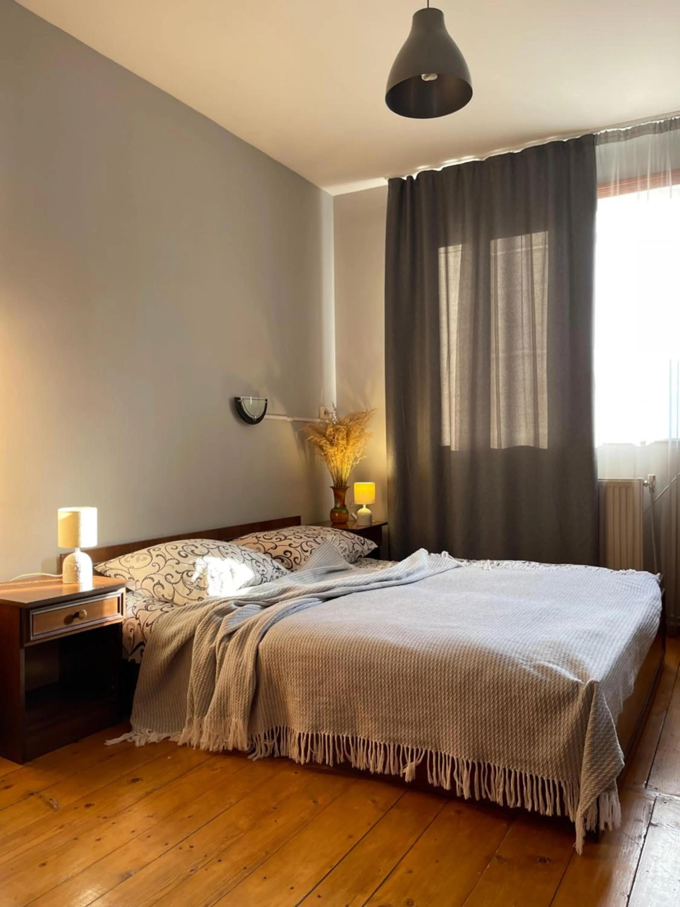 Bed in Sadyba Girske Povitria