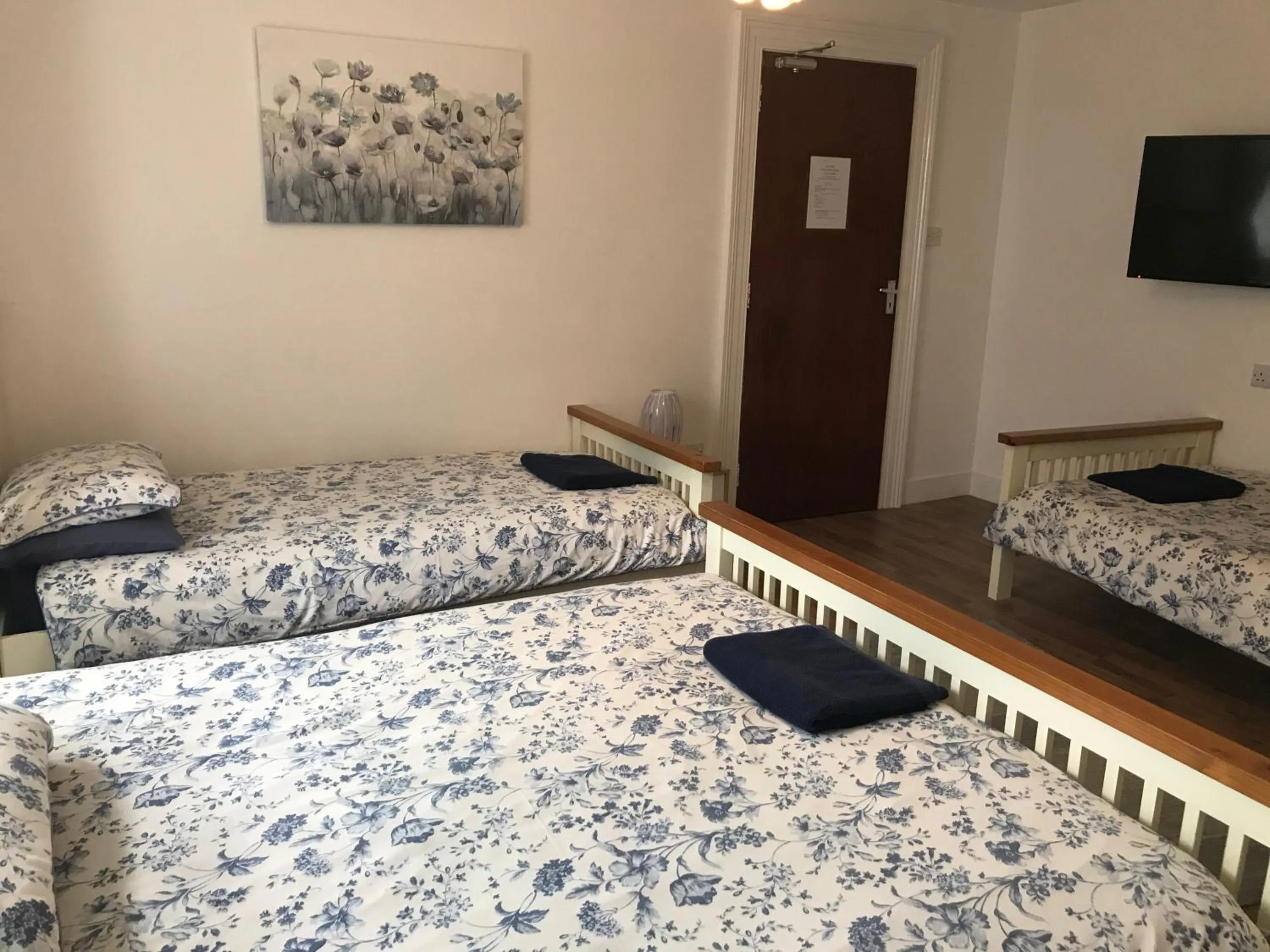 Bed in Abbey Lodge Guest House