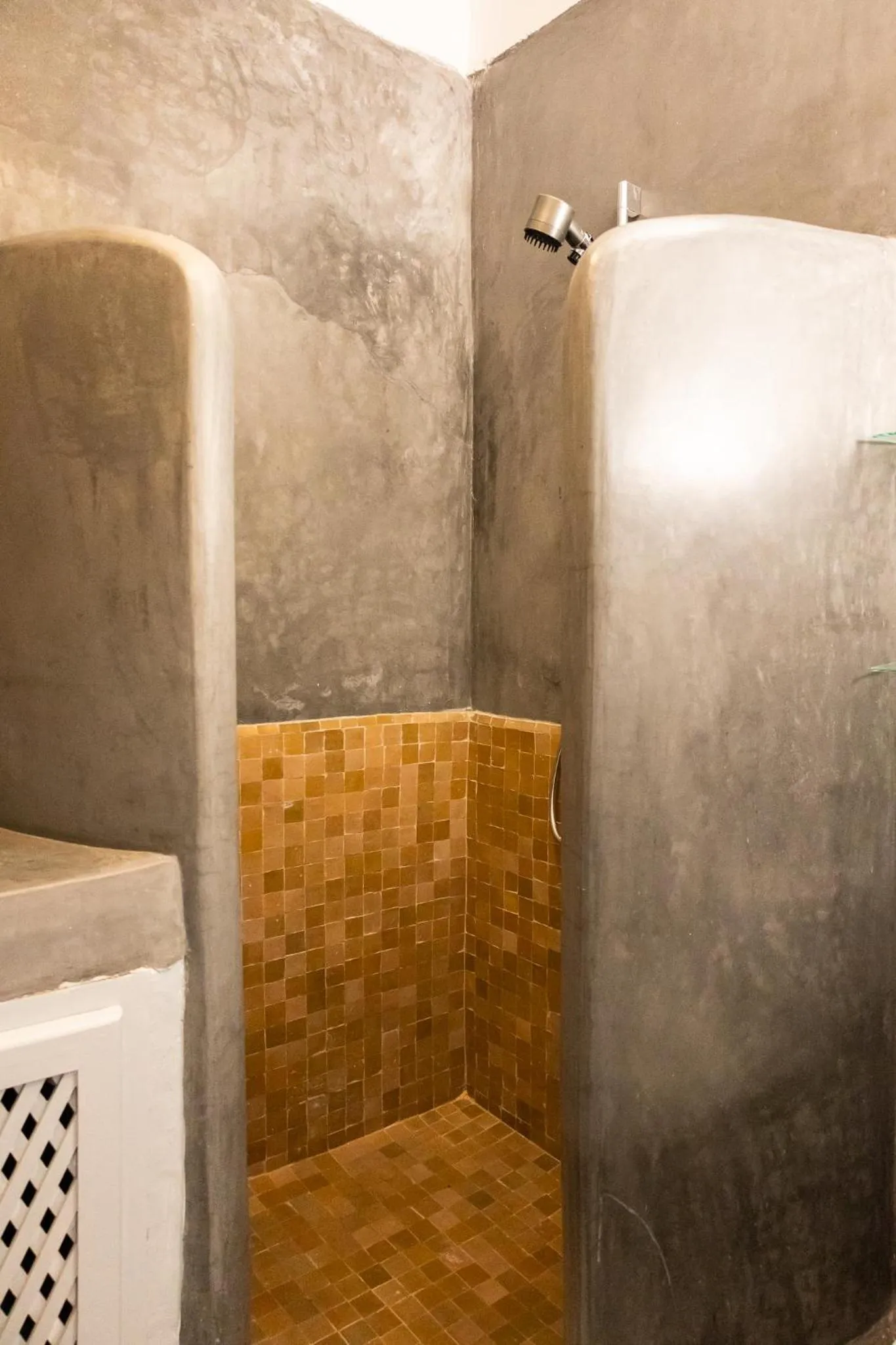 Bathroom in Riad El Jadide