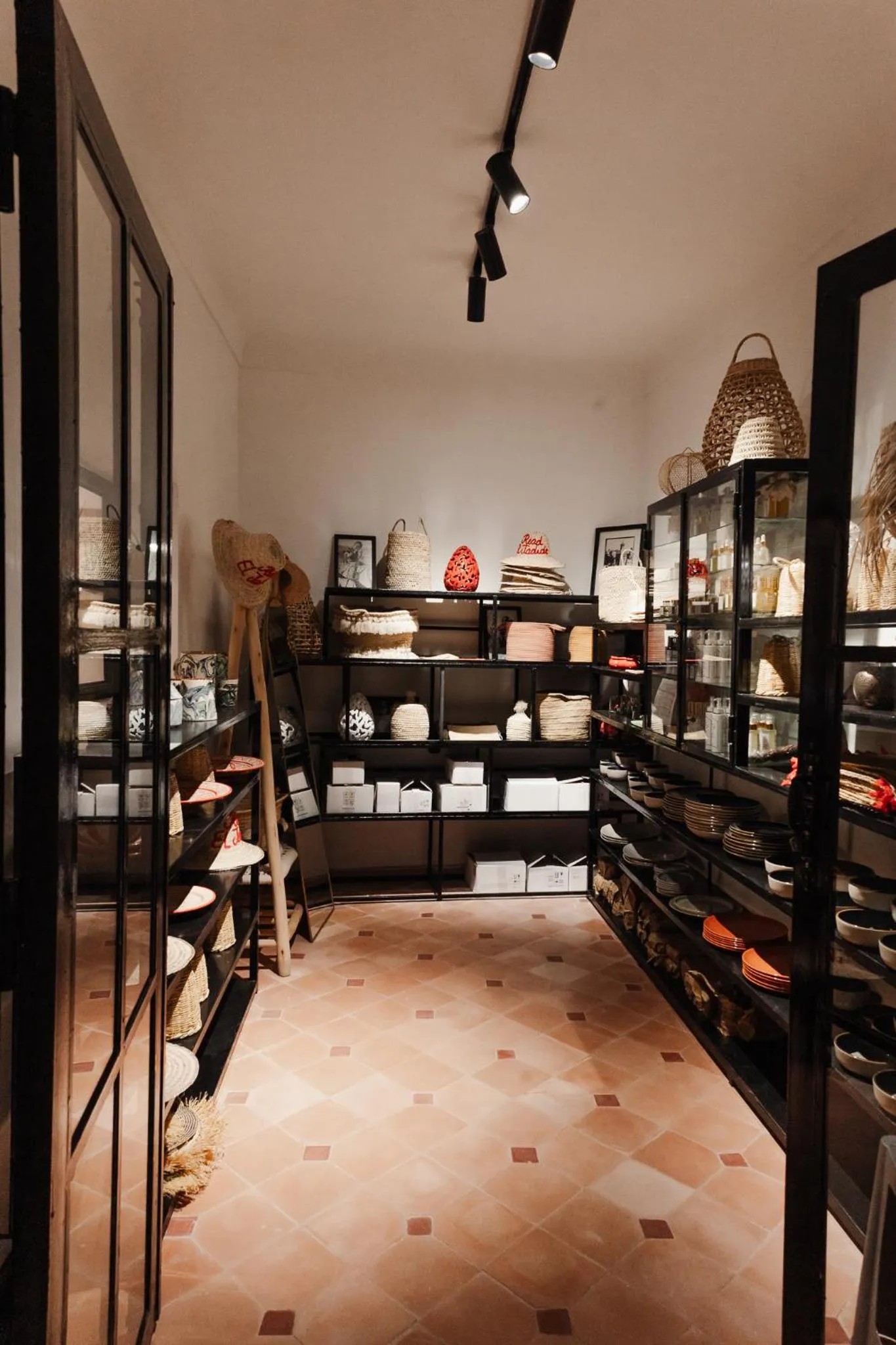 On-site shops in Riad El Jadide