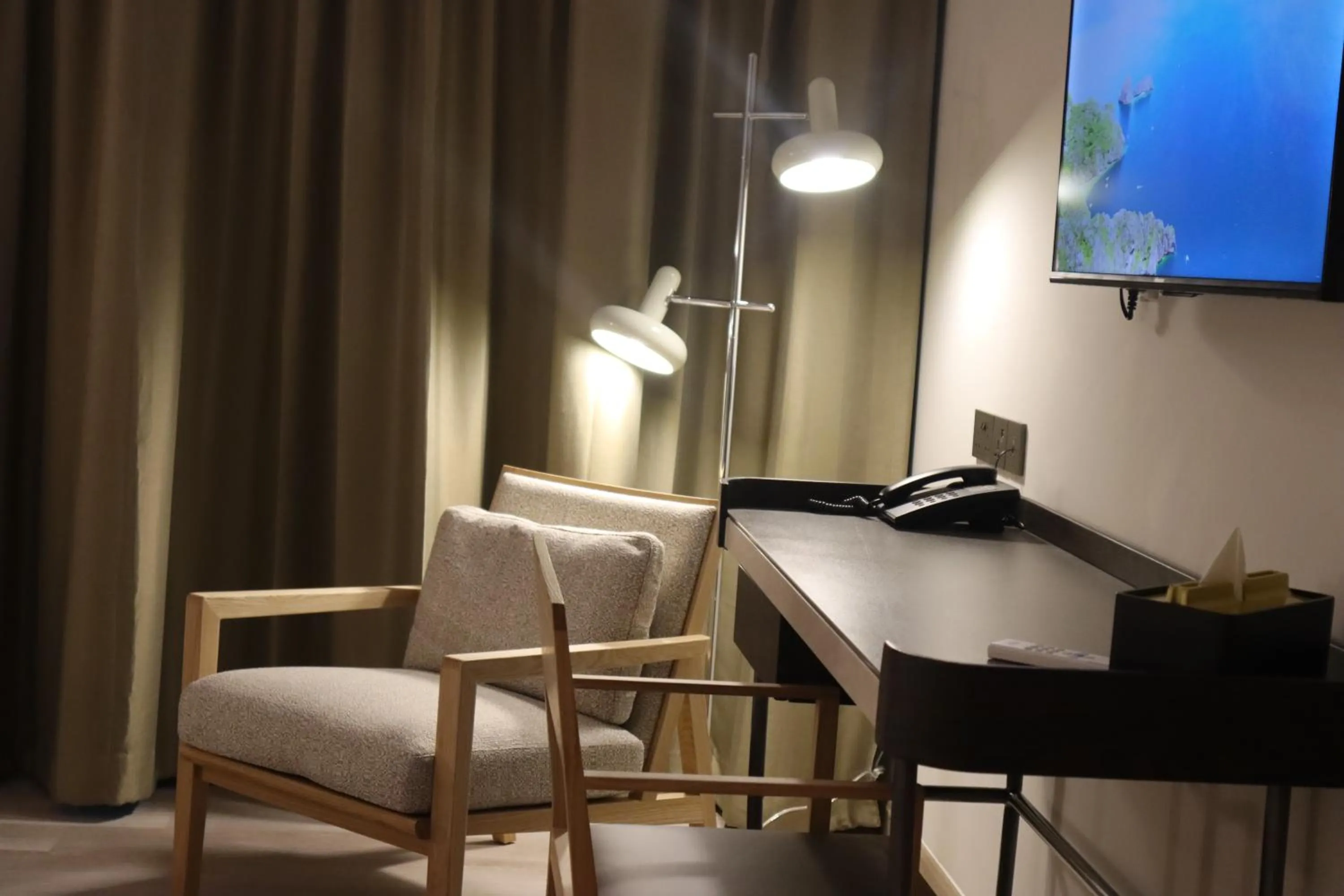 hair dresser in The Brunei Hotel