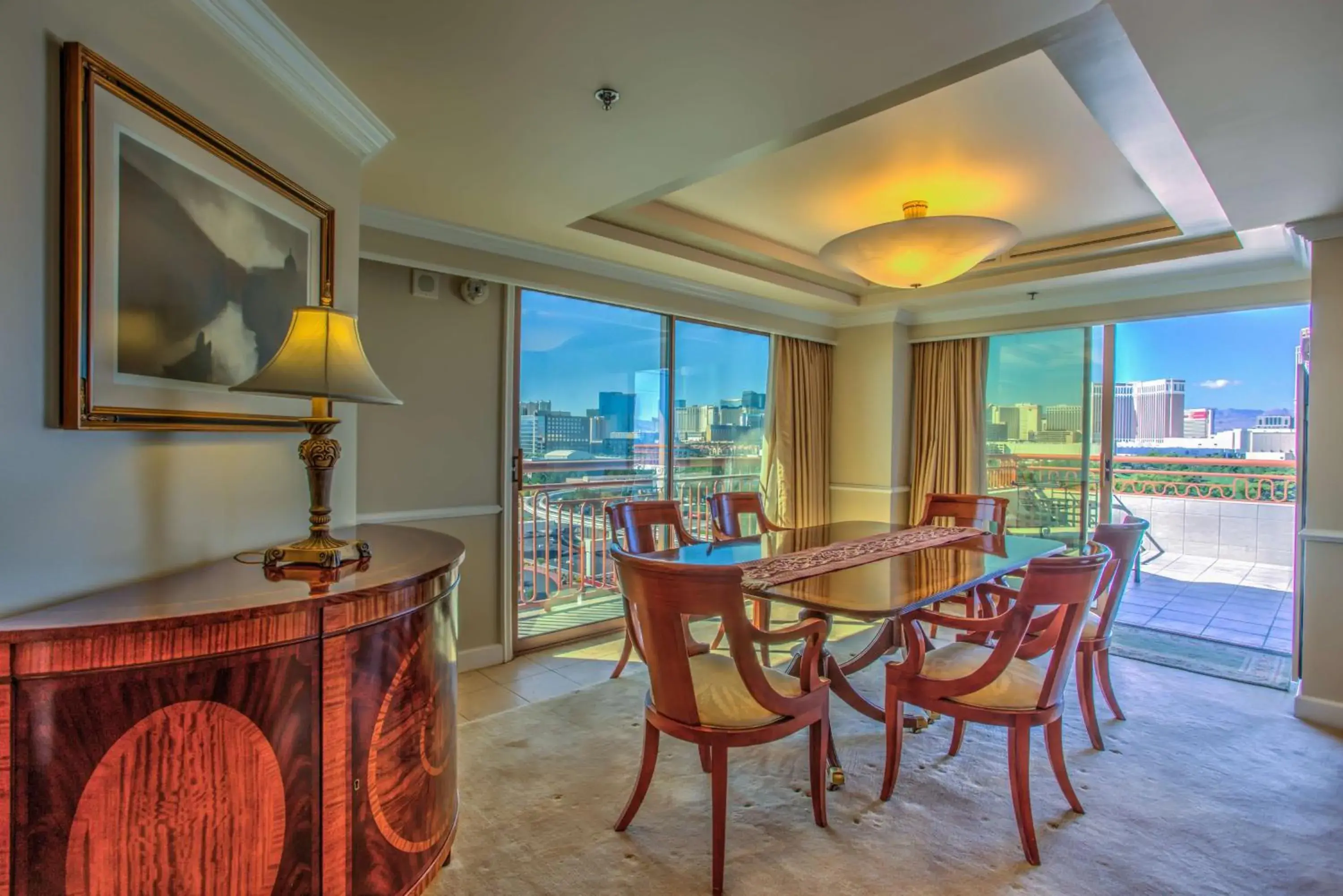 Living room in Embassy Suites by Hilton Convention Center Las Vegas Living room in Embassy Suites by Hilton Convention Center Las Vegas