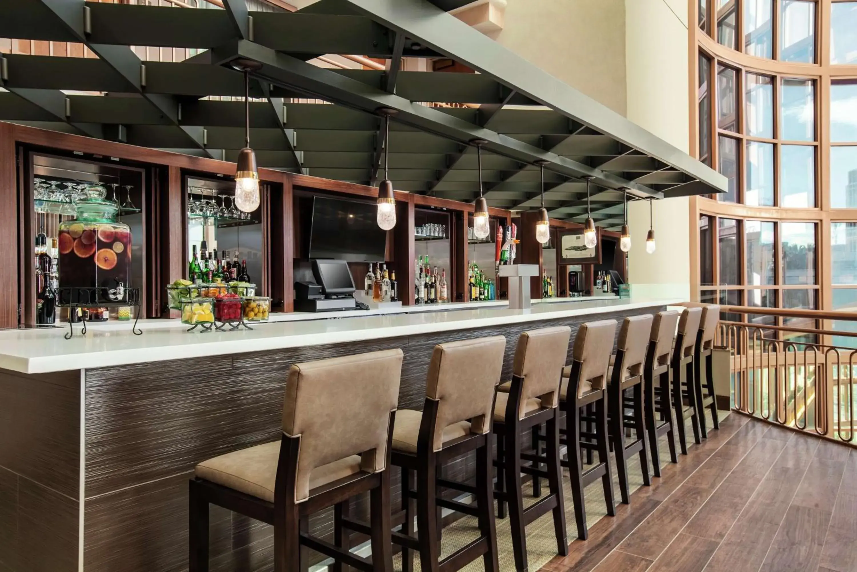 Lounge or bar in Embassy Suites by Hilton Convention Center Las Vegas Lounge or bar in Embassy Suites by Hilton Convention Center Las Vegas