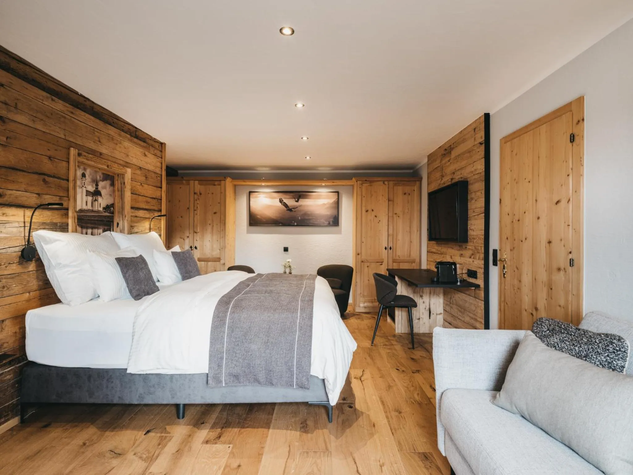 Photo of the whole room, Bed in VAYA Seefeld