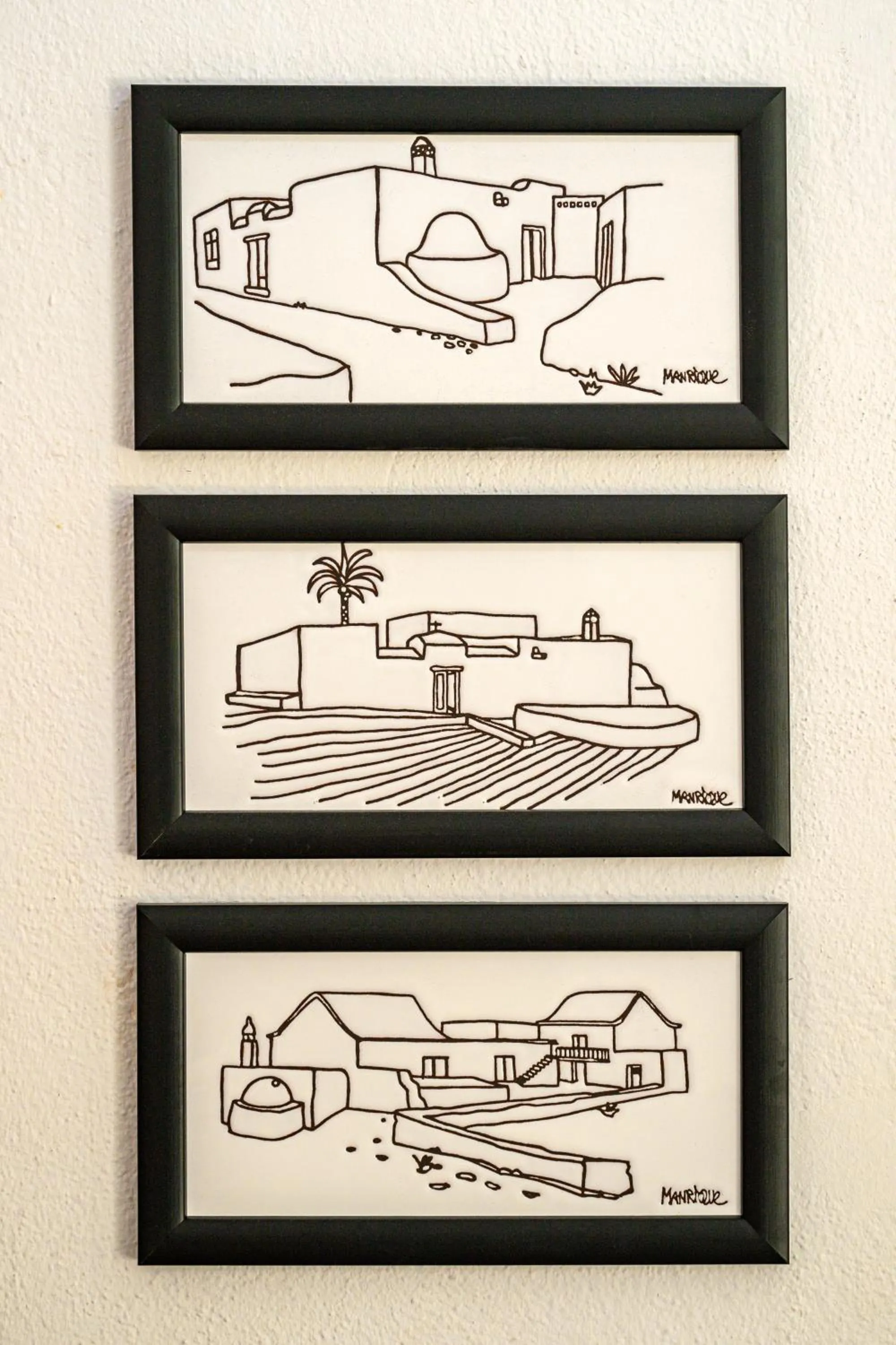 Property building in Hotel La Fonda