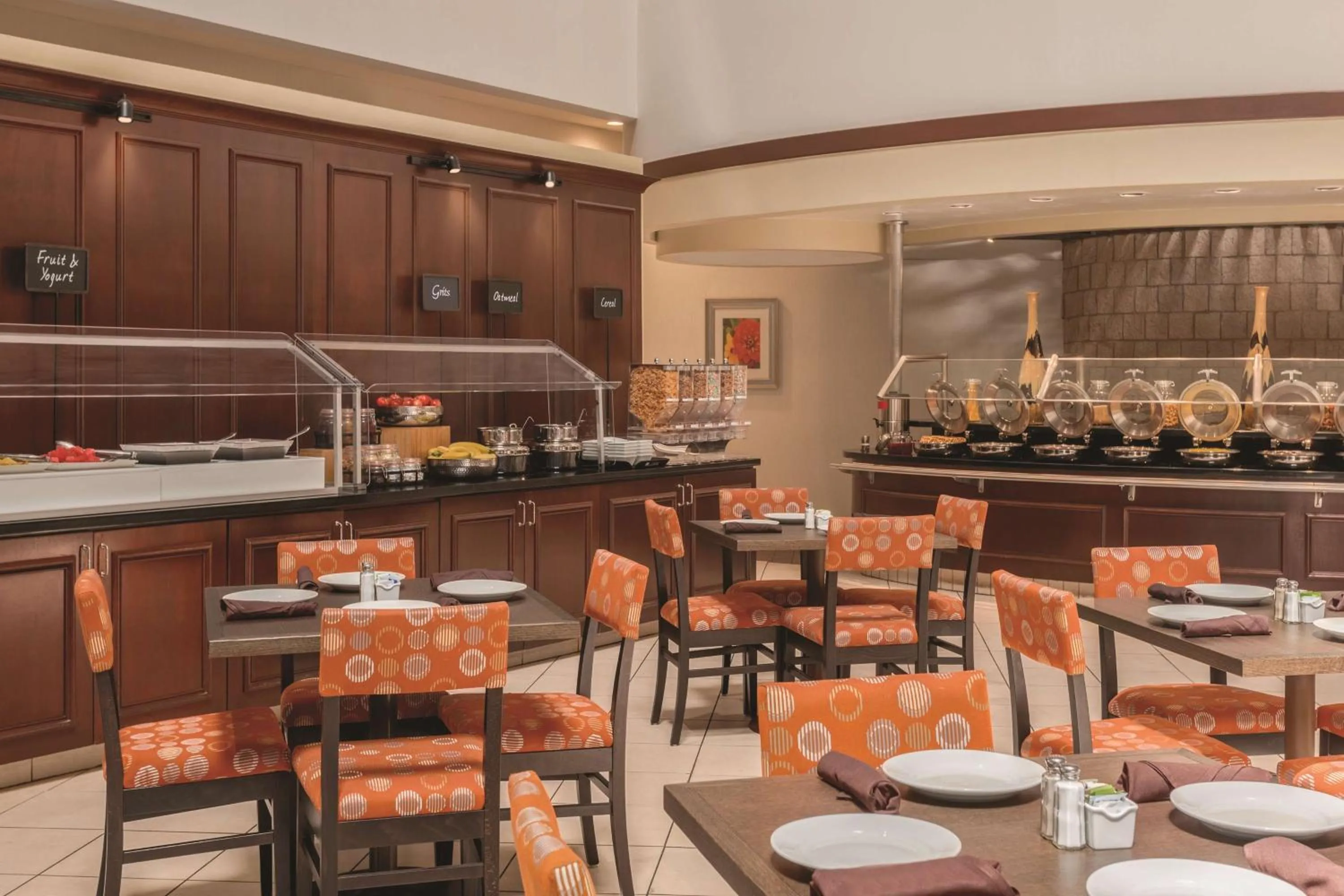 Food and drinks in Embassy Suites by Hilton Orlando International Drive ICON Park