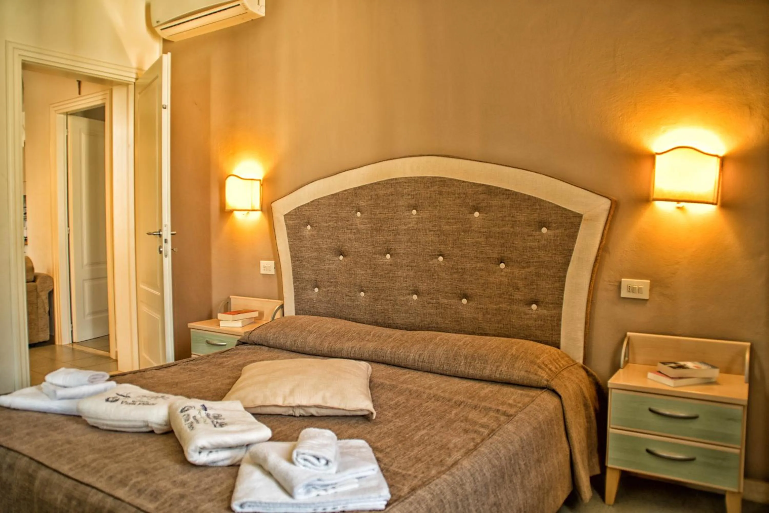 Bedroom, Bed in Residence Villa Piani