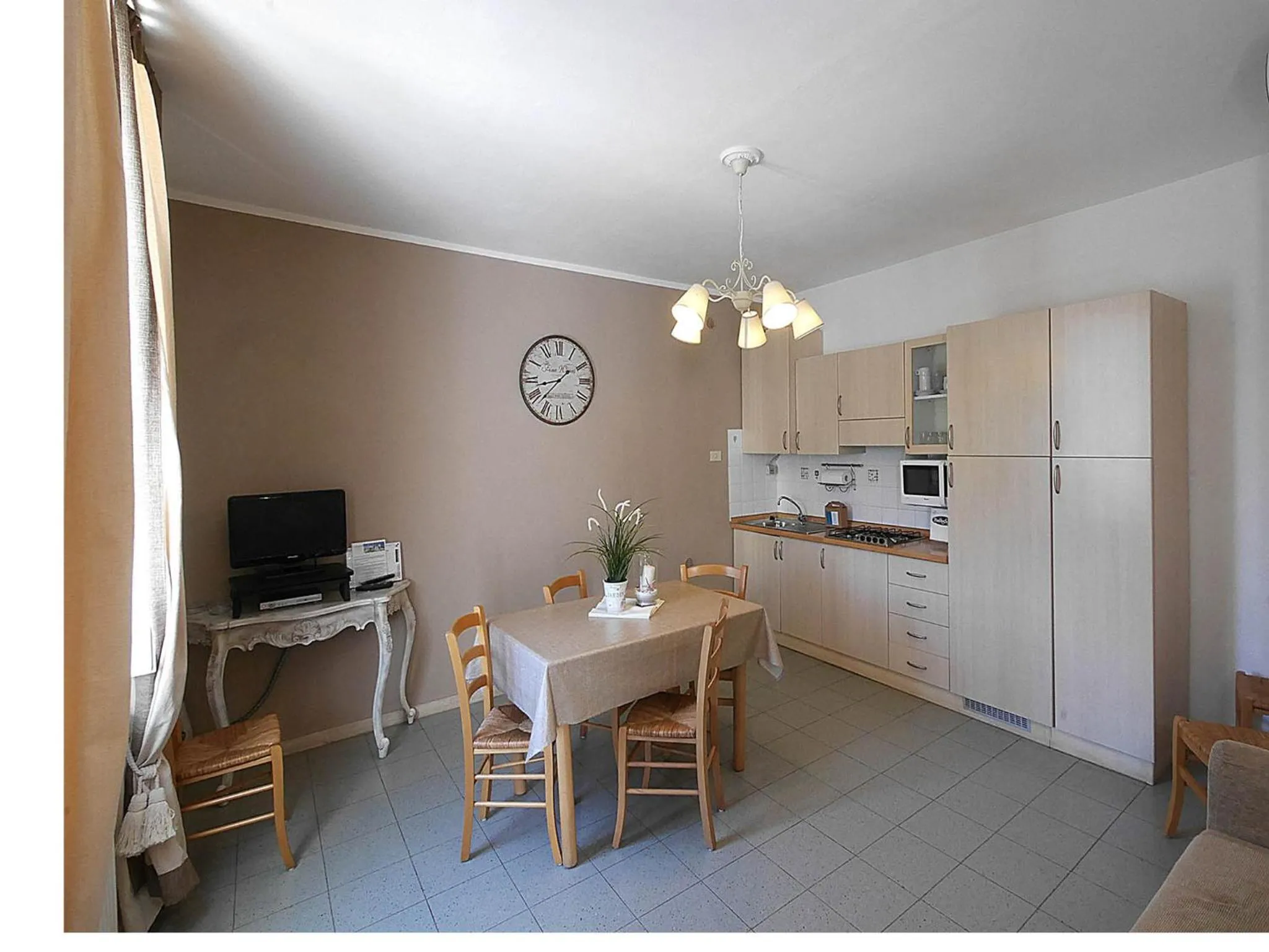 Dining area in Residence Villa Piani