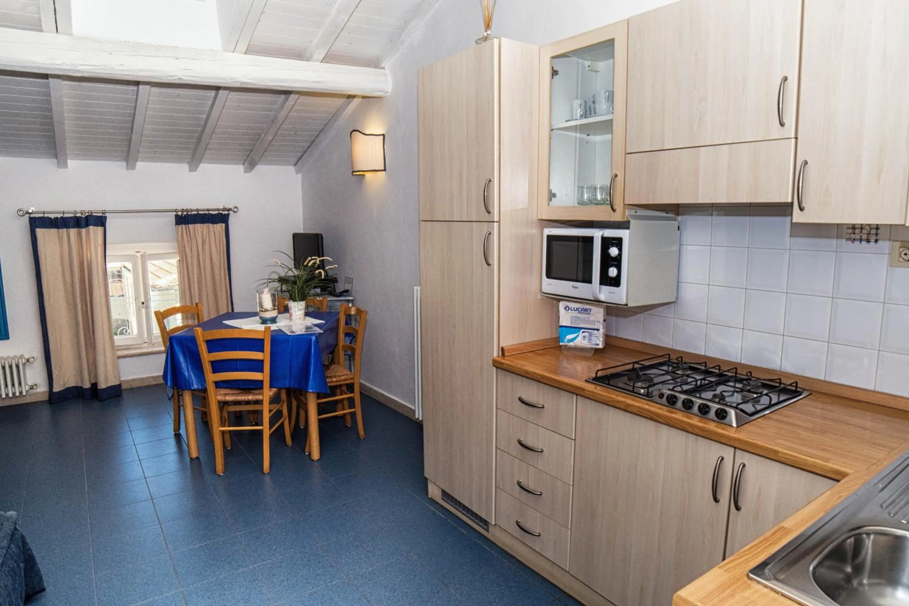 Kitchen or kitchenette in Residence Villa Piani