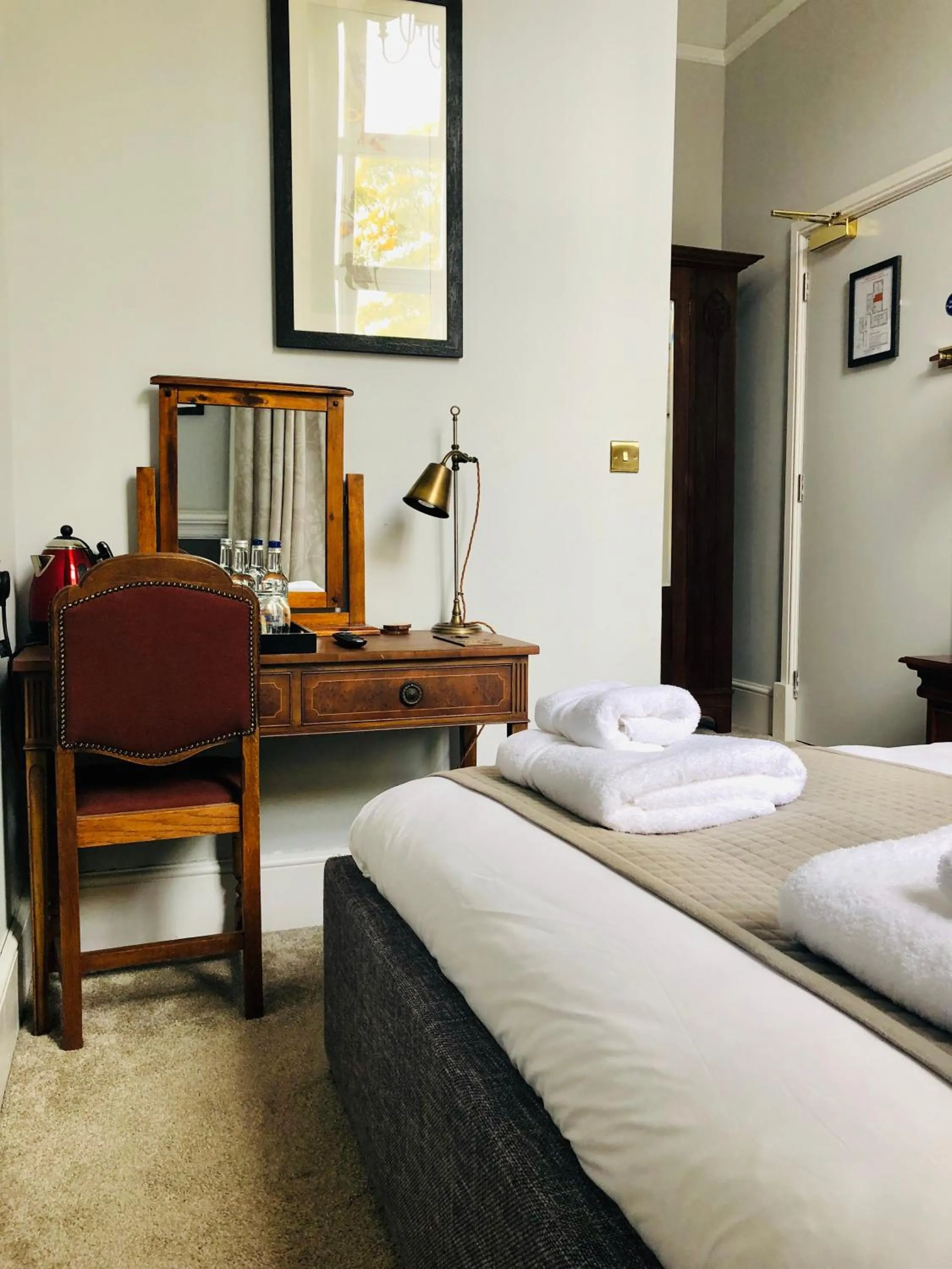 Bed in The Old Coffee Tavern