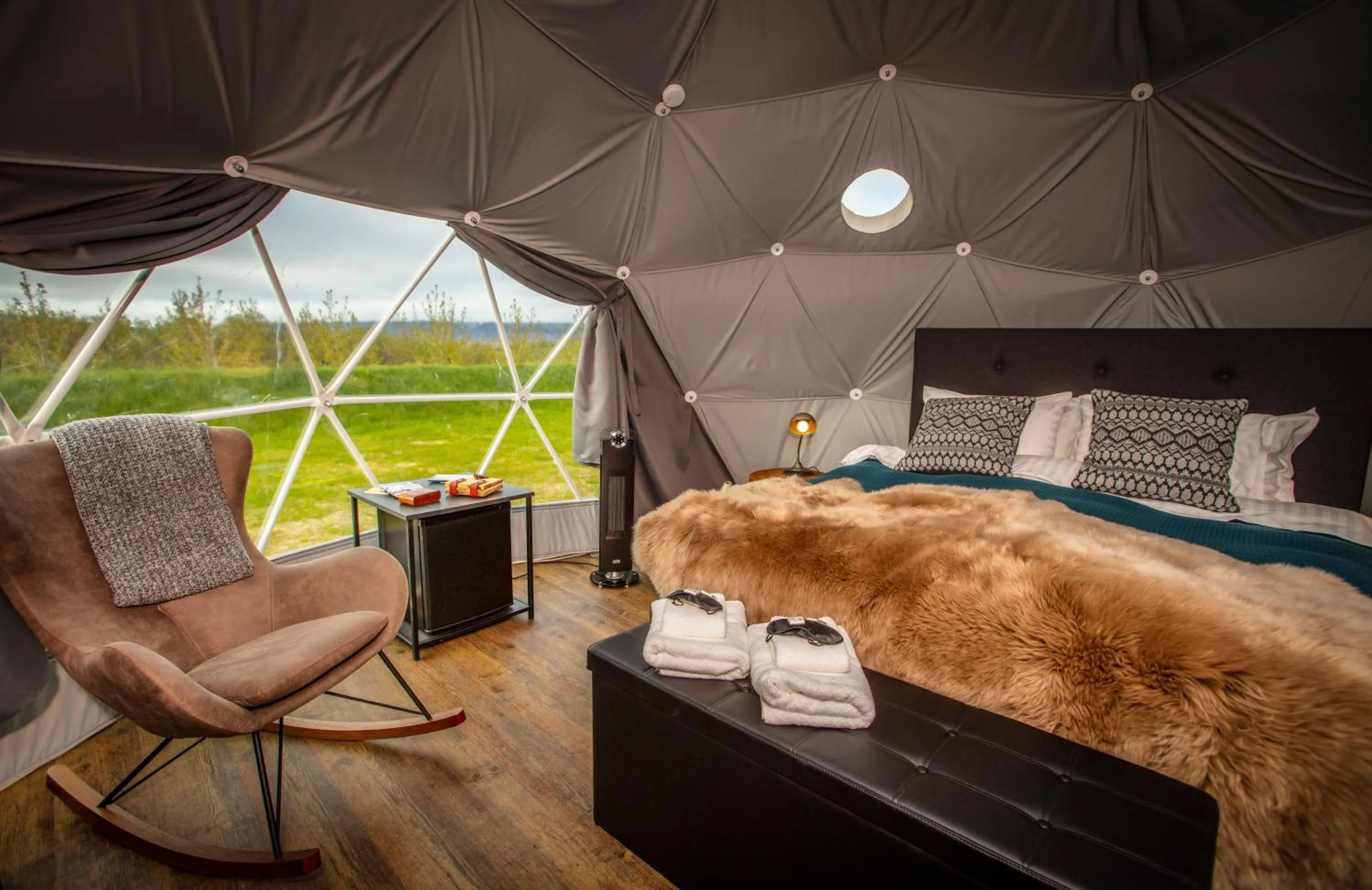 Photo of the whole room in Reykjavik Domes