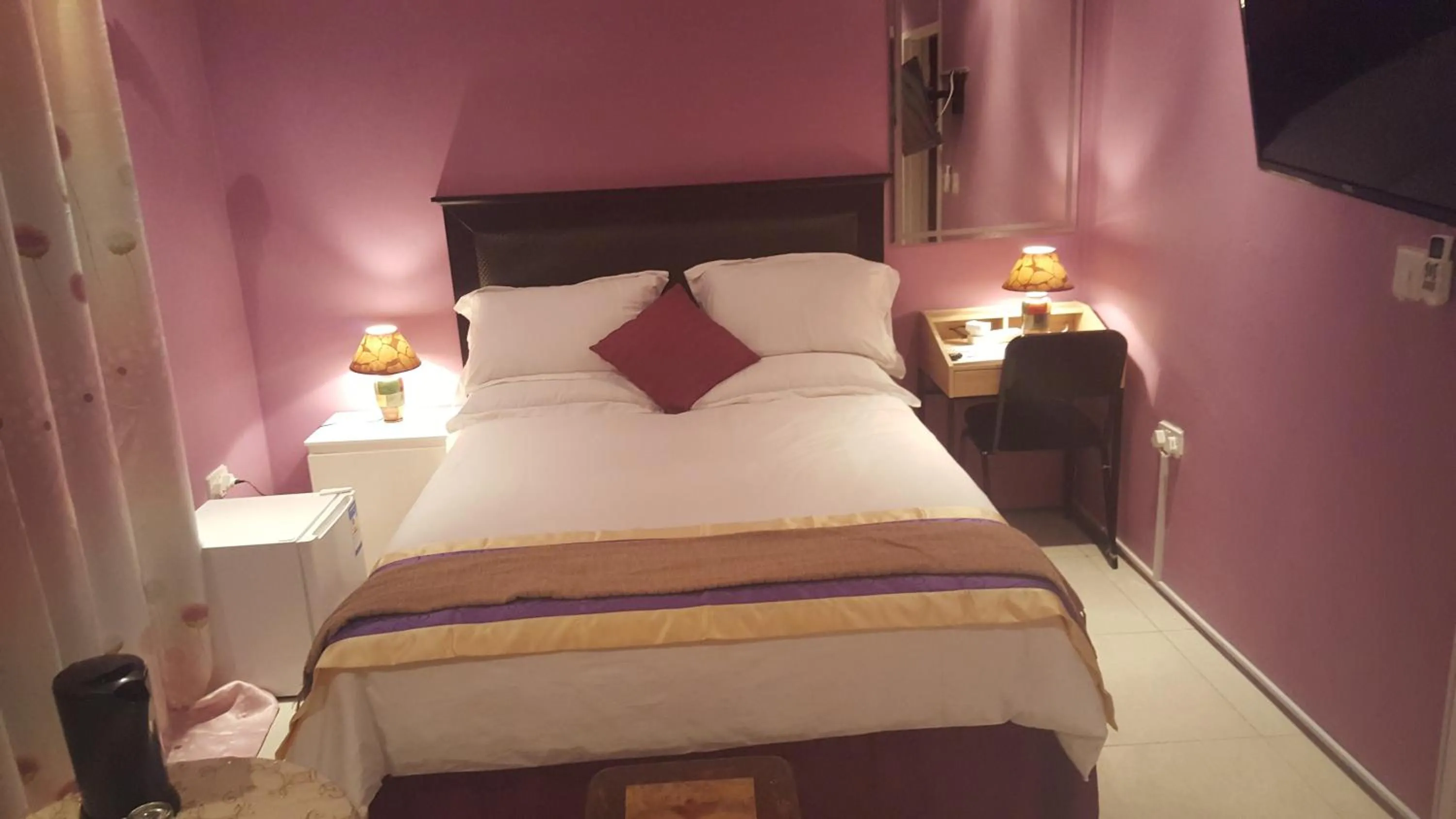 Standard Double Room in Mathlyn Guest House