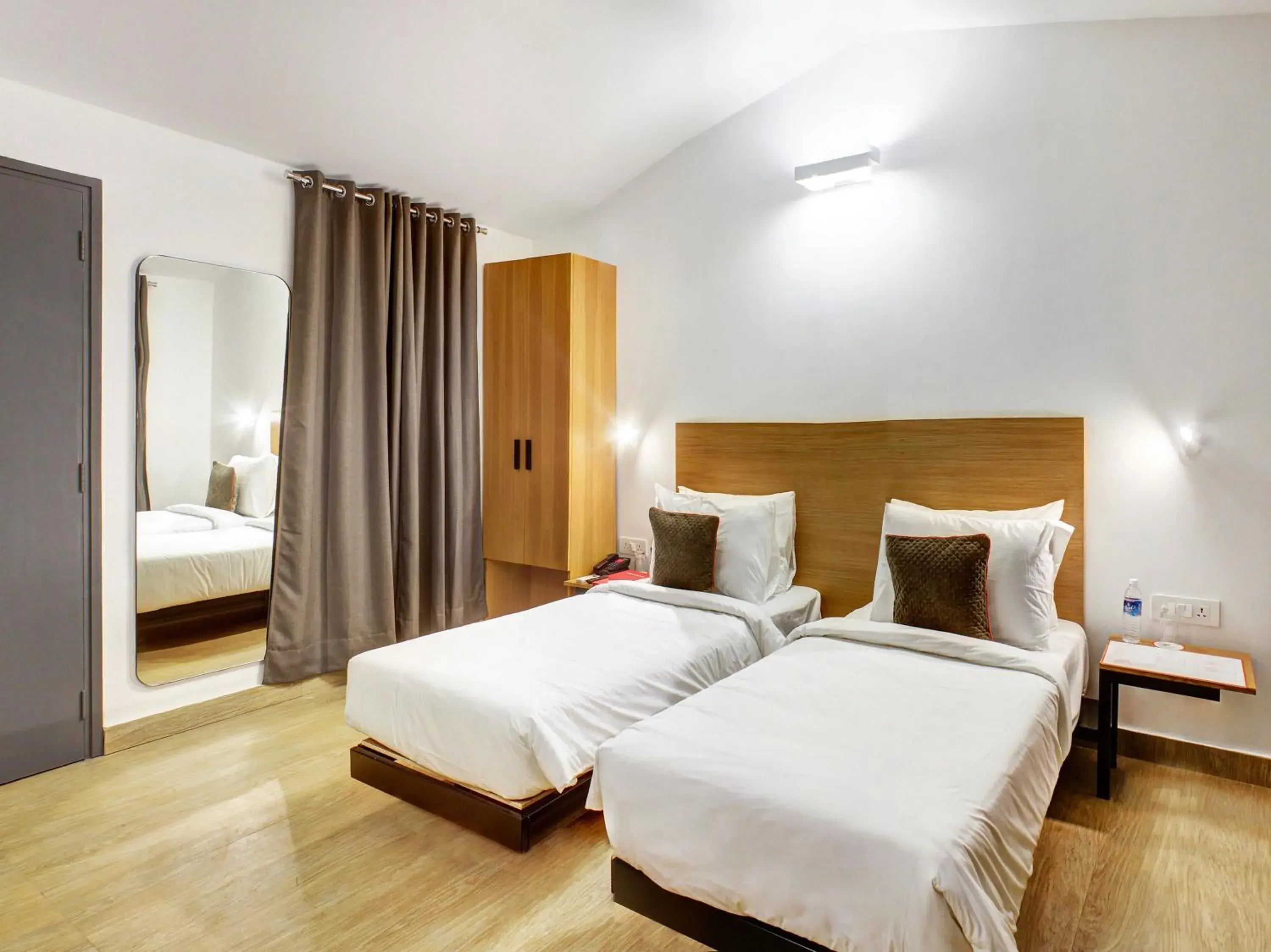 Bedroom, Bed in Oceans 7 Ashwem Bedroom, Bed in Oceans 7 Ashwem