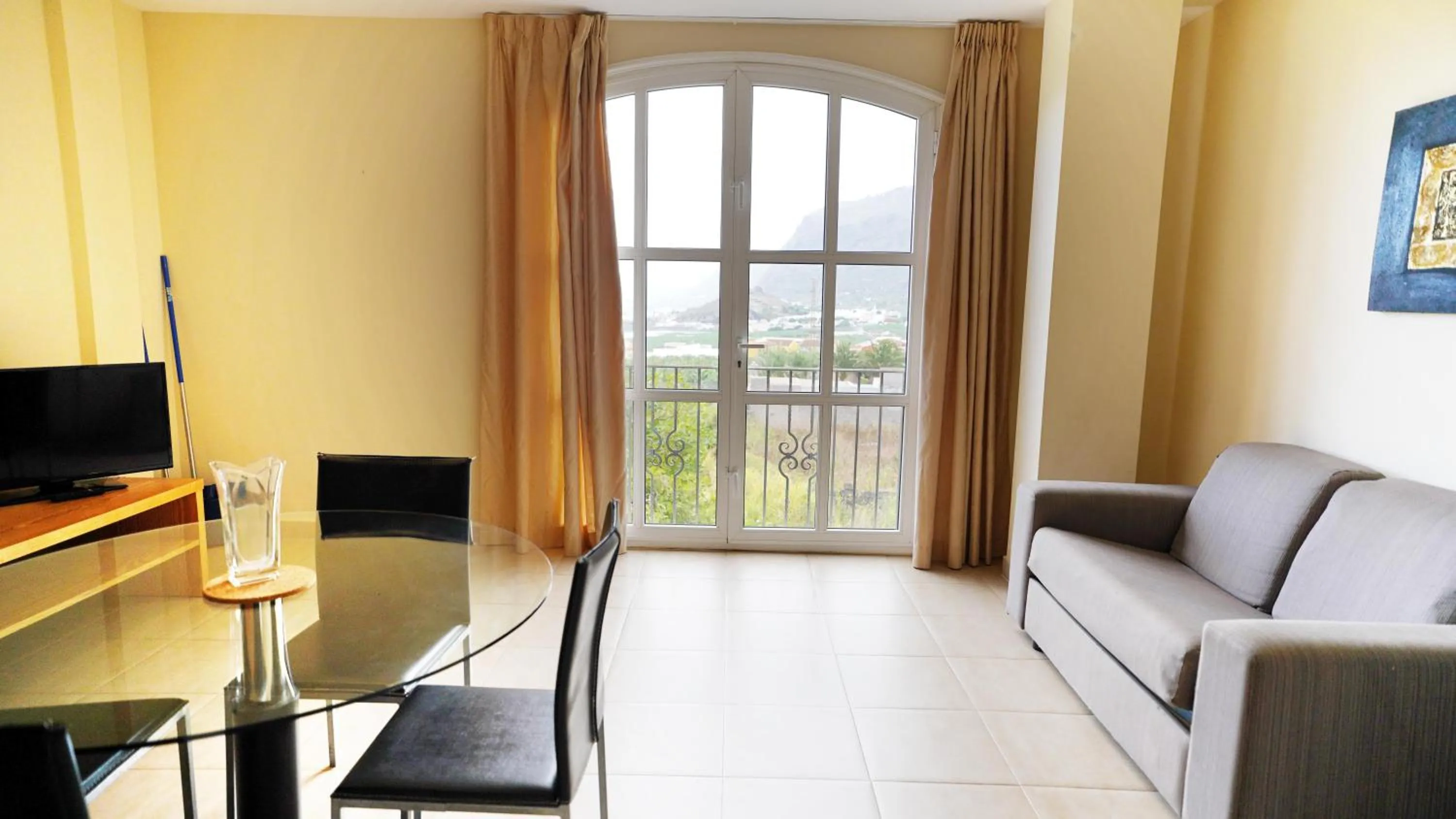 Photo of the whole room in Coral Los Silos - Your Natural Accommodation Choice