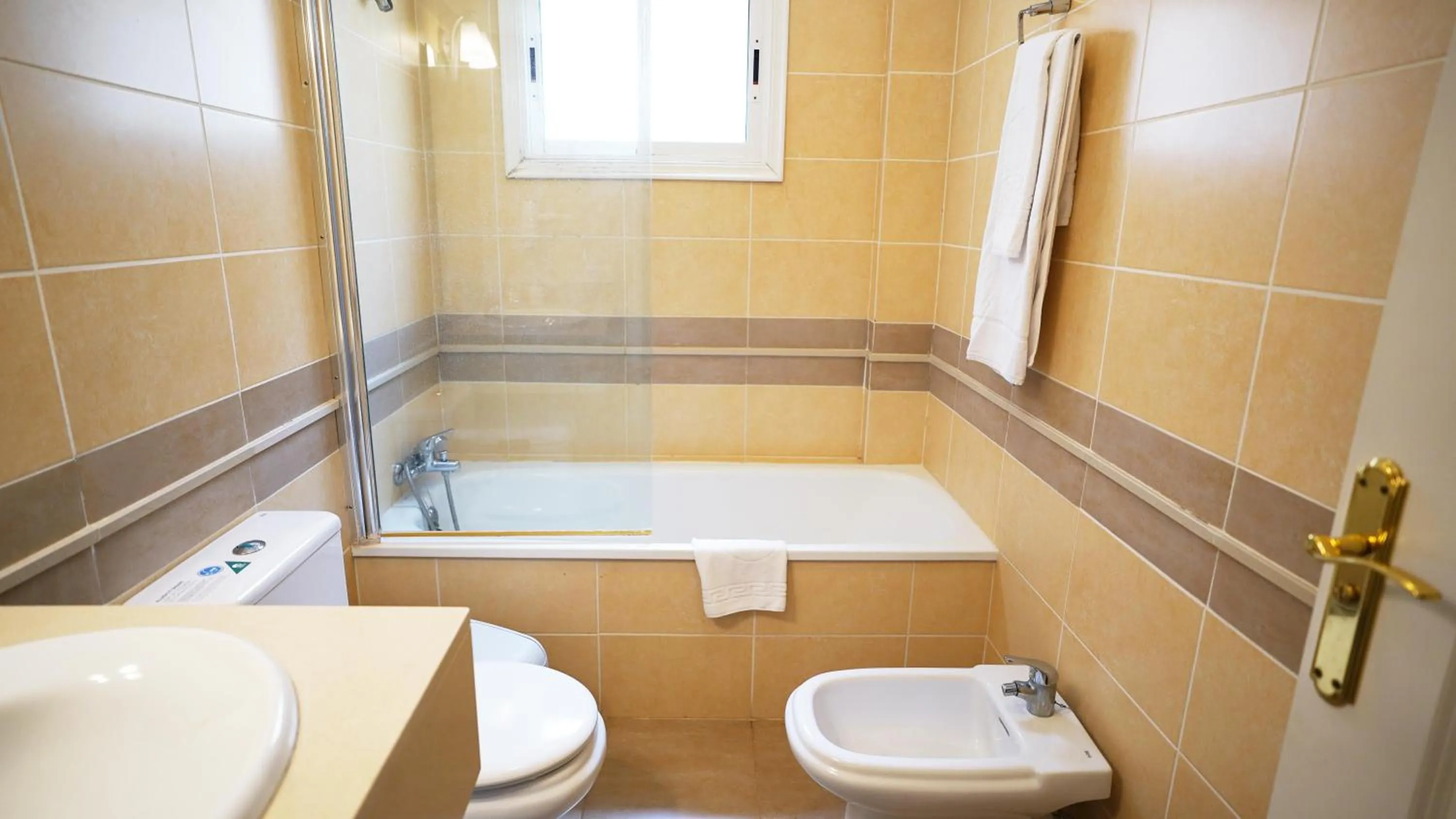 Bathroom in Coral Los Silos - Your Natural Accommodation Choice