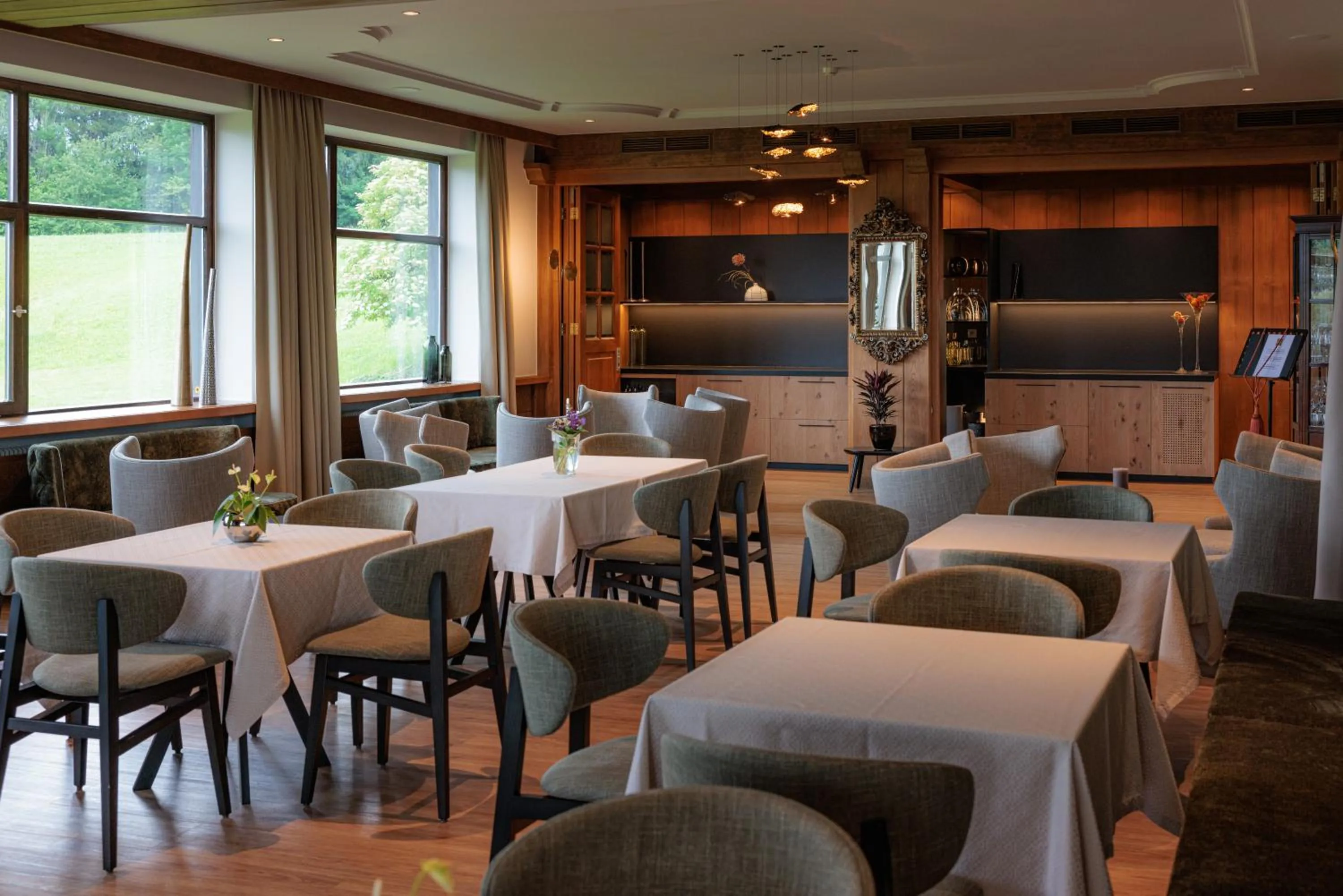 Restaurant/places to eat in Royal Hotel Hinterhuber