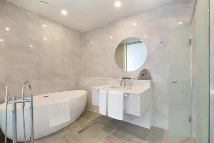 Nampo Hound Hotel Premier