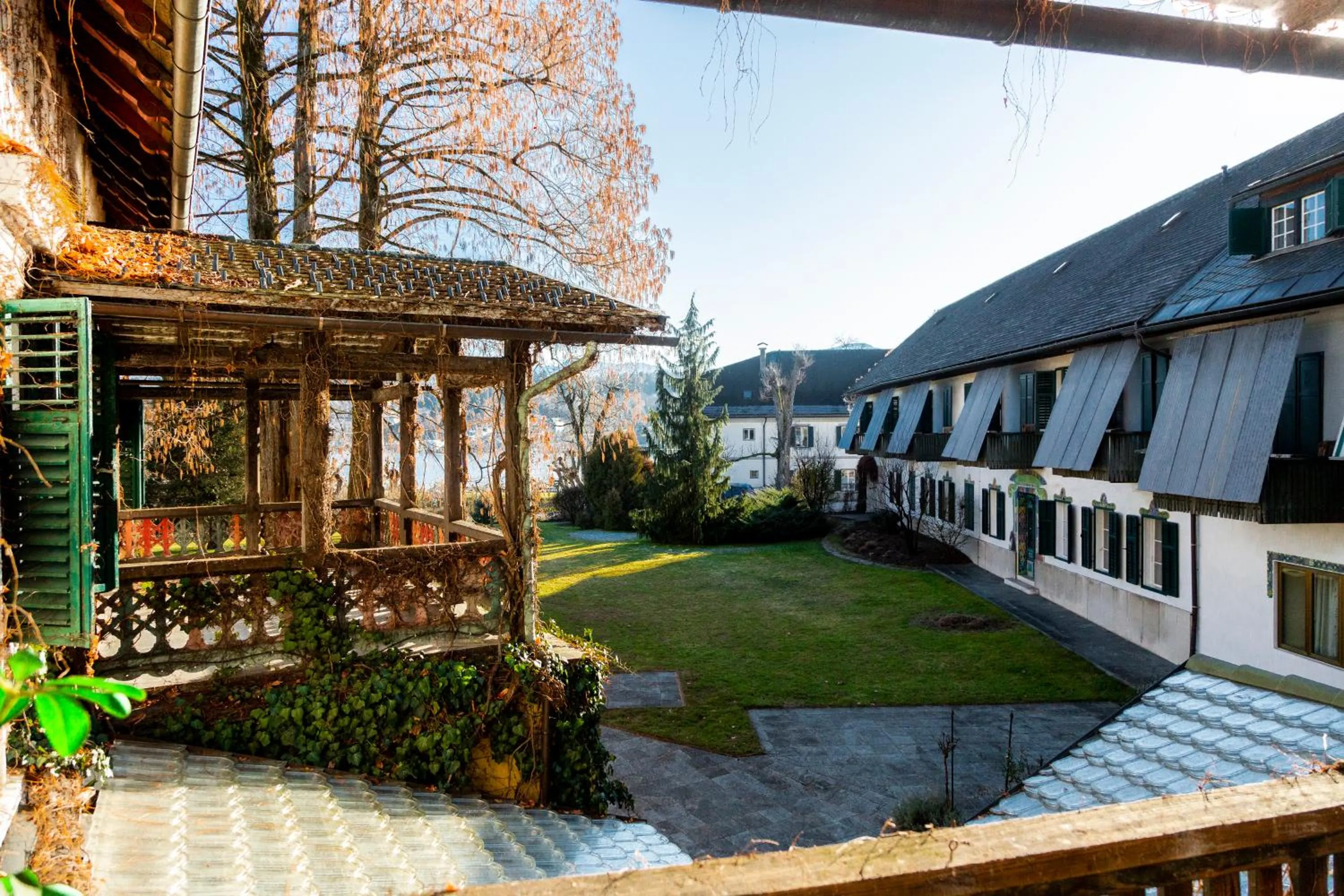 Property building in Villa Bulfon