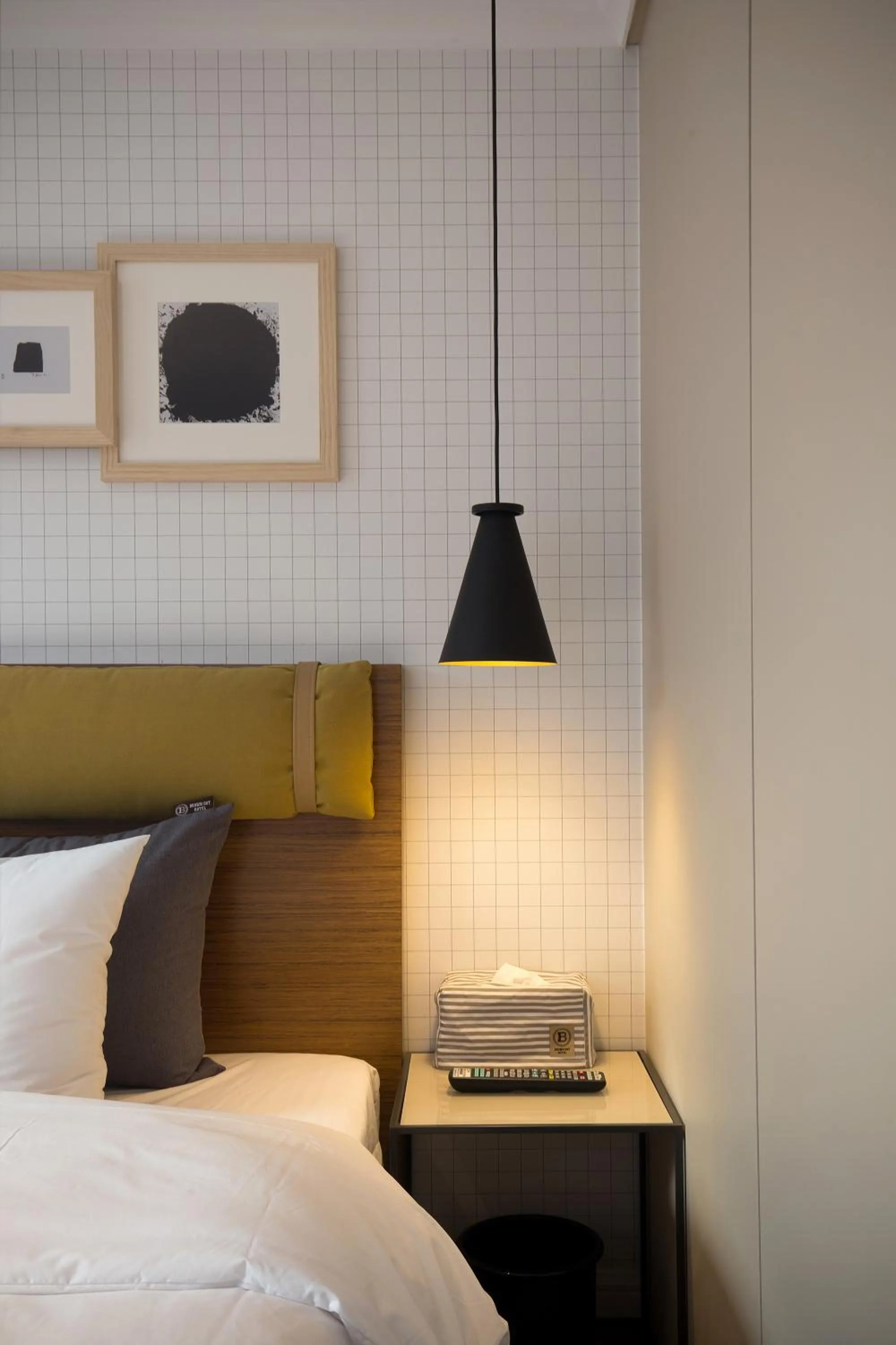 Bedroom, Bed in Brown-Dot Hotel Choeup