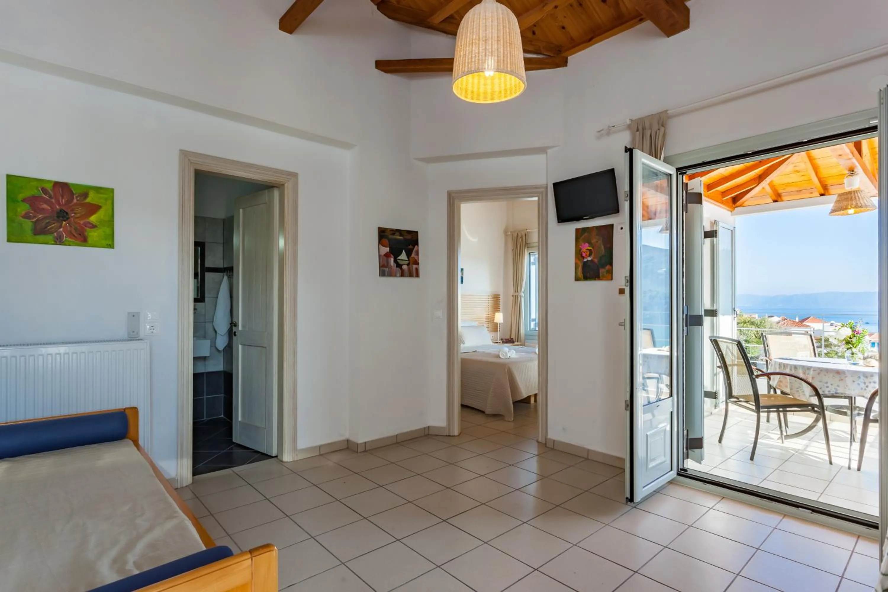 Photo of the whole room in Thea Home Hotel by Booking Kottas