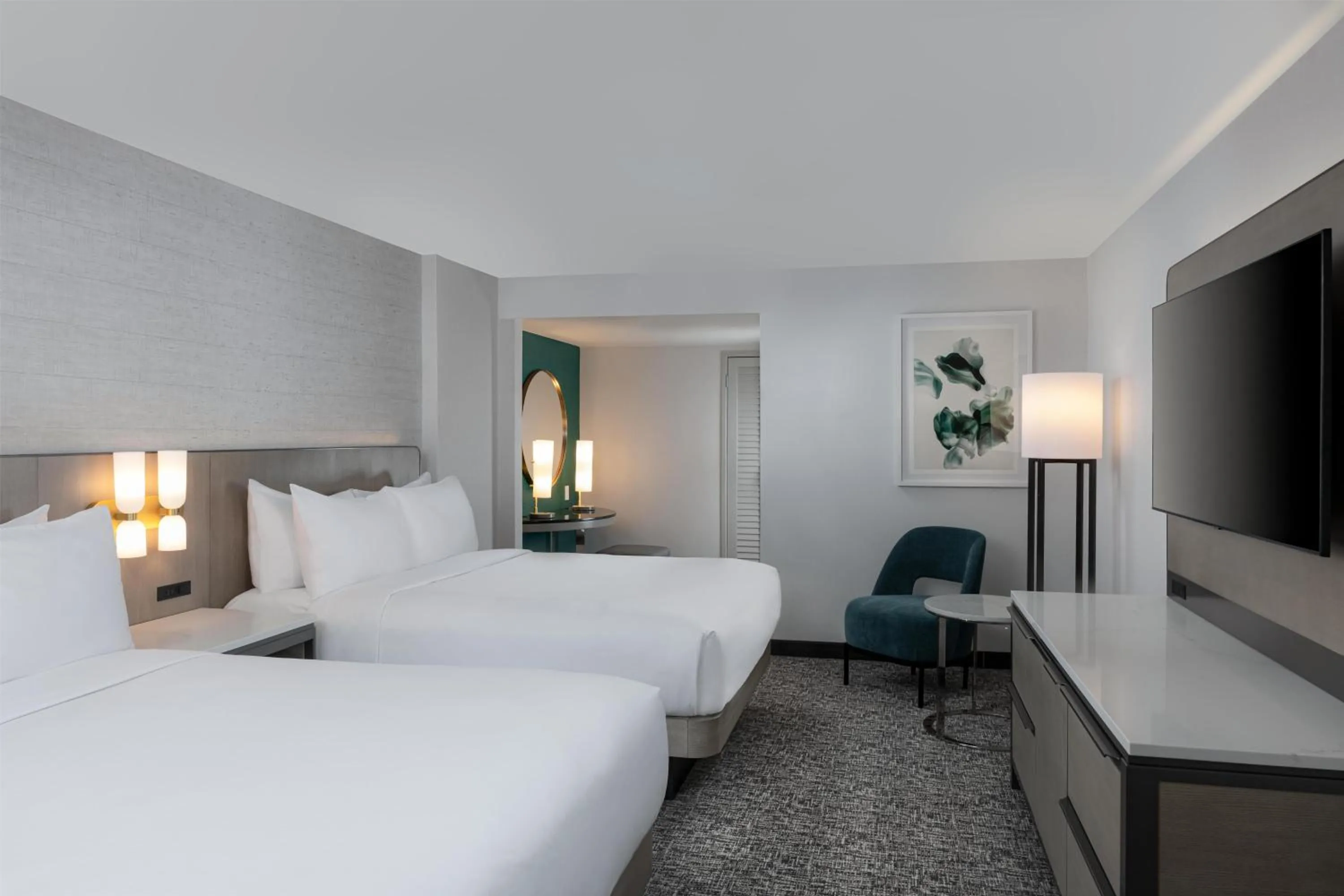 Bed in Hilton Los Angeles Airport