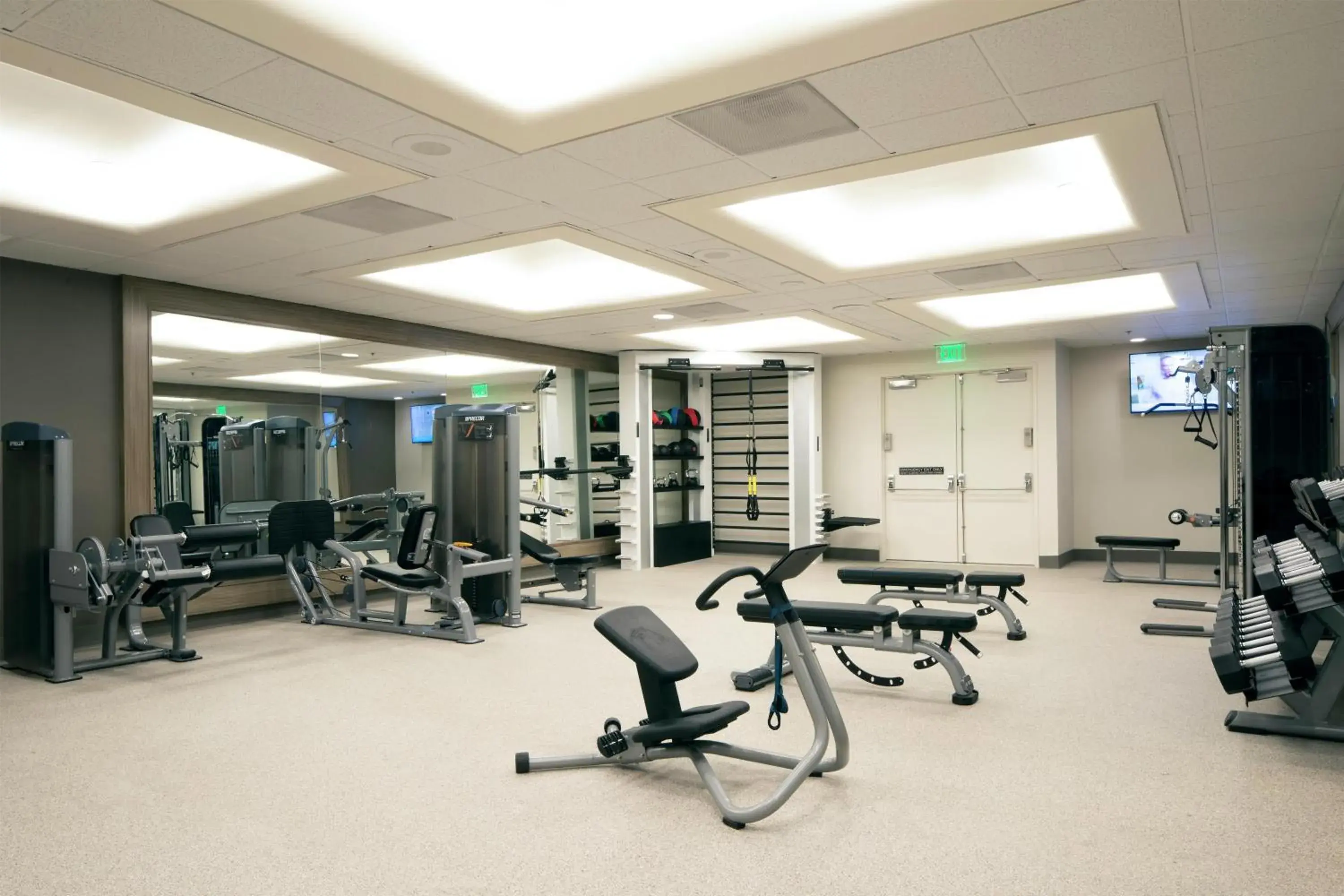 Fitness centre/facilities in Hilton Los Angeles Airport Fitness centre/facilities in Hilton Los Angeles Airport