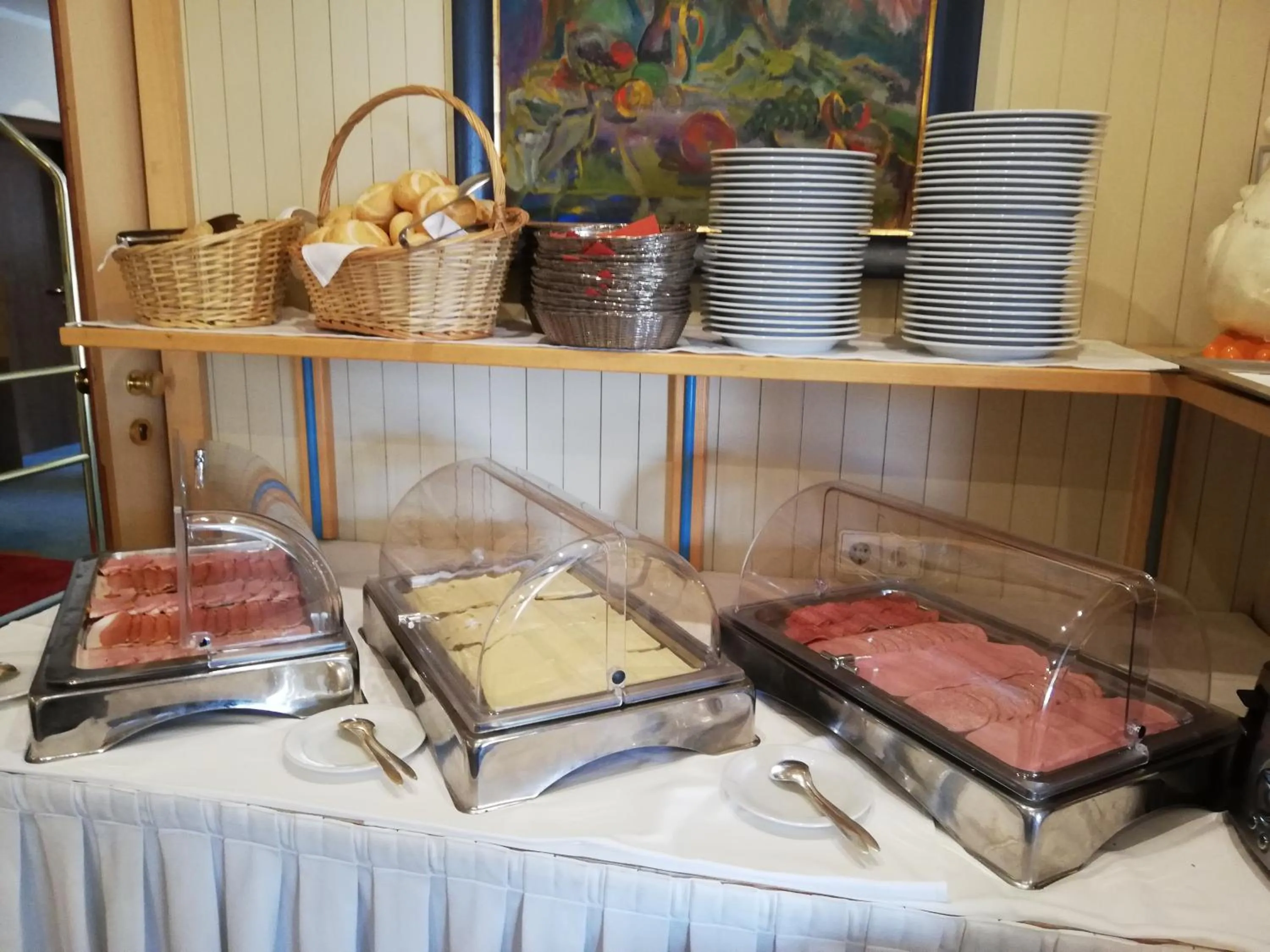 Buffet breakfast in Hotel Schönruh