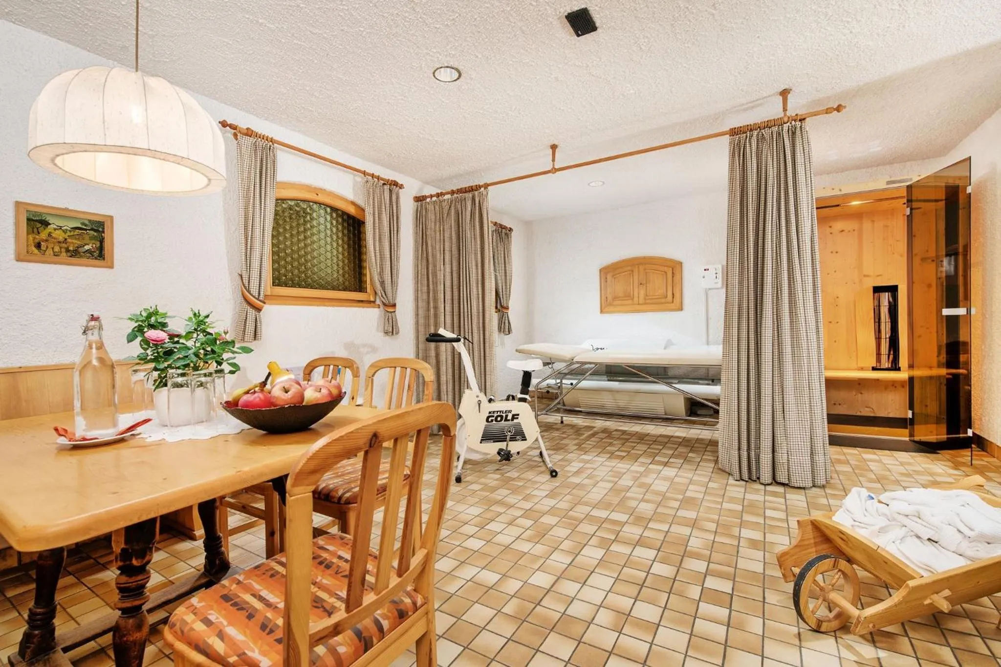 Sauna, Bed in Hotel Schönruh