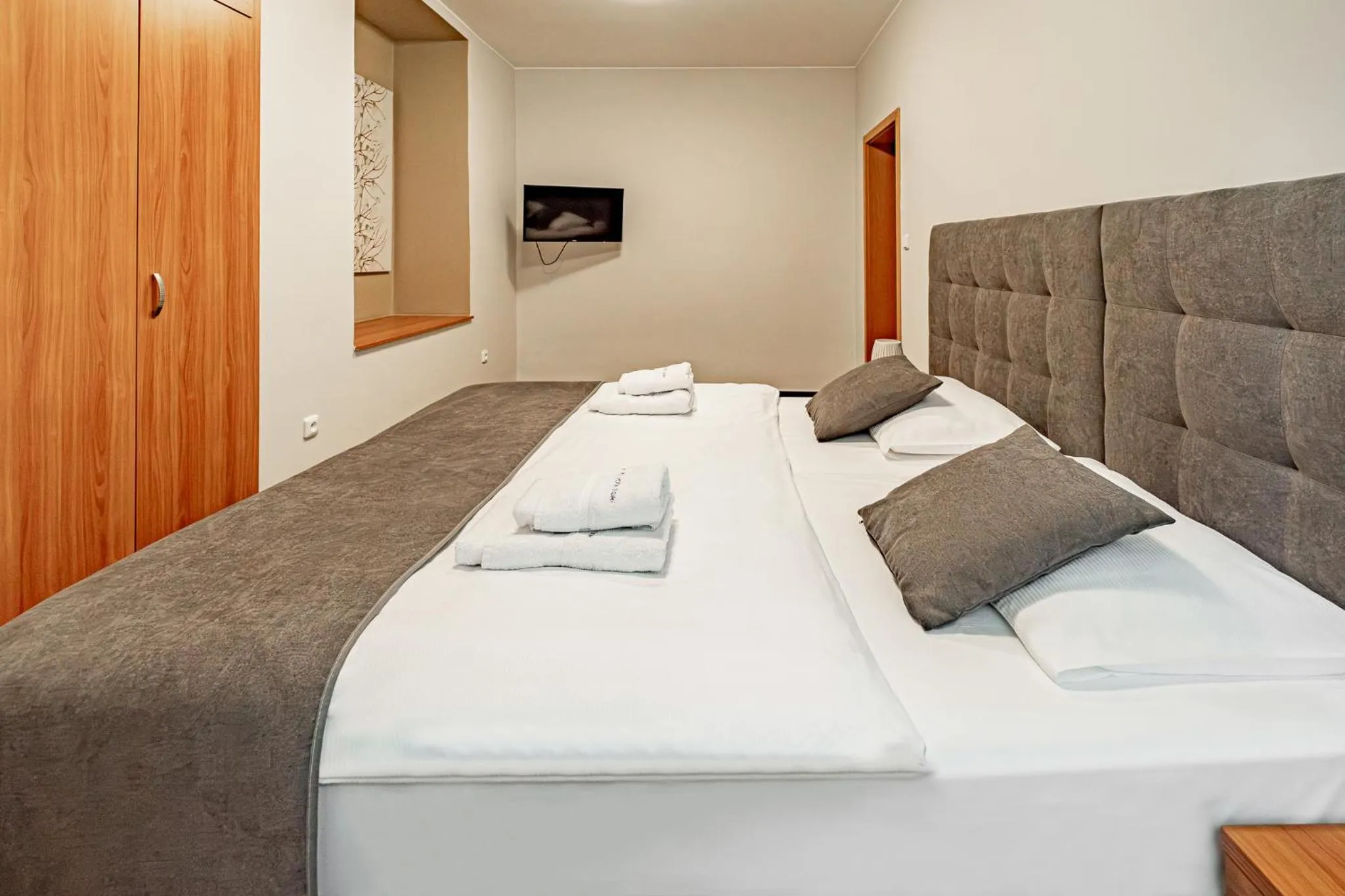 Bed in Relax Hotel Stork