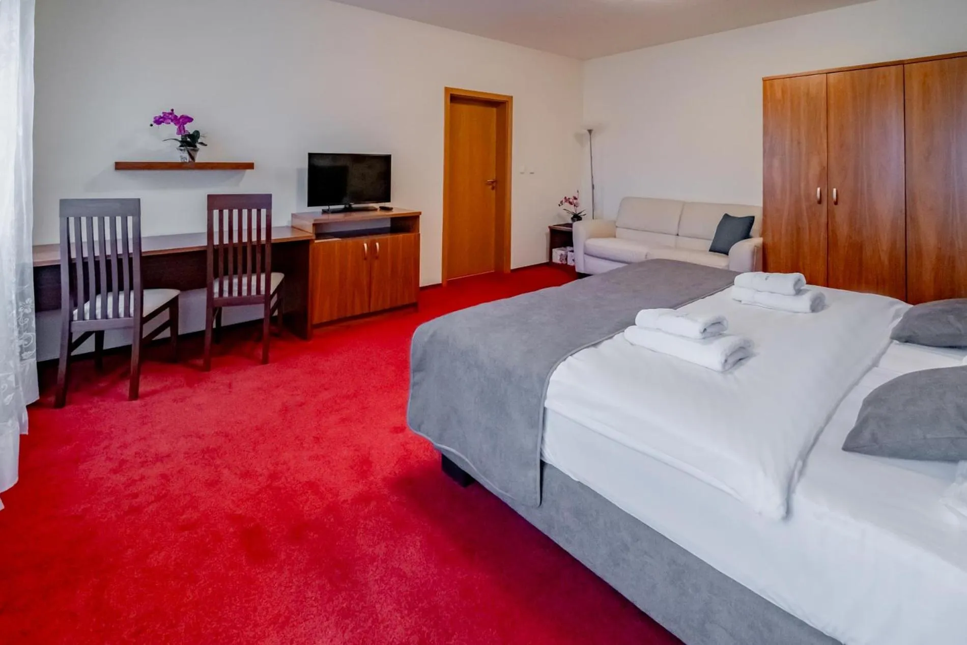 Bed in Relax Hotel Stork