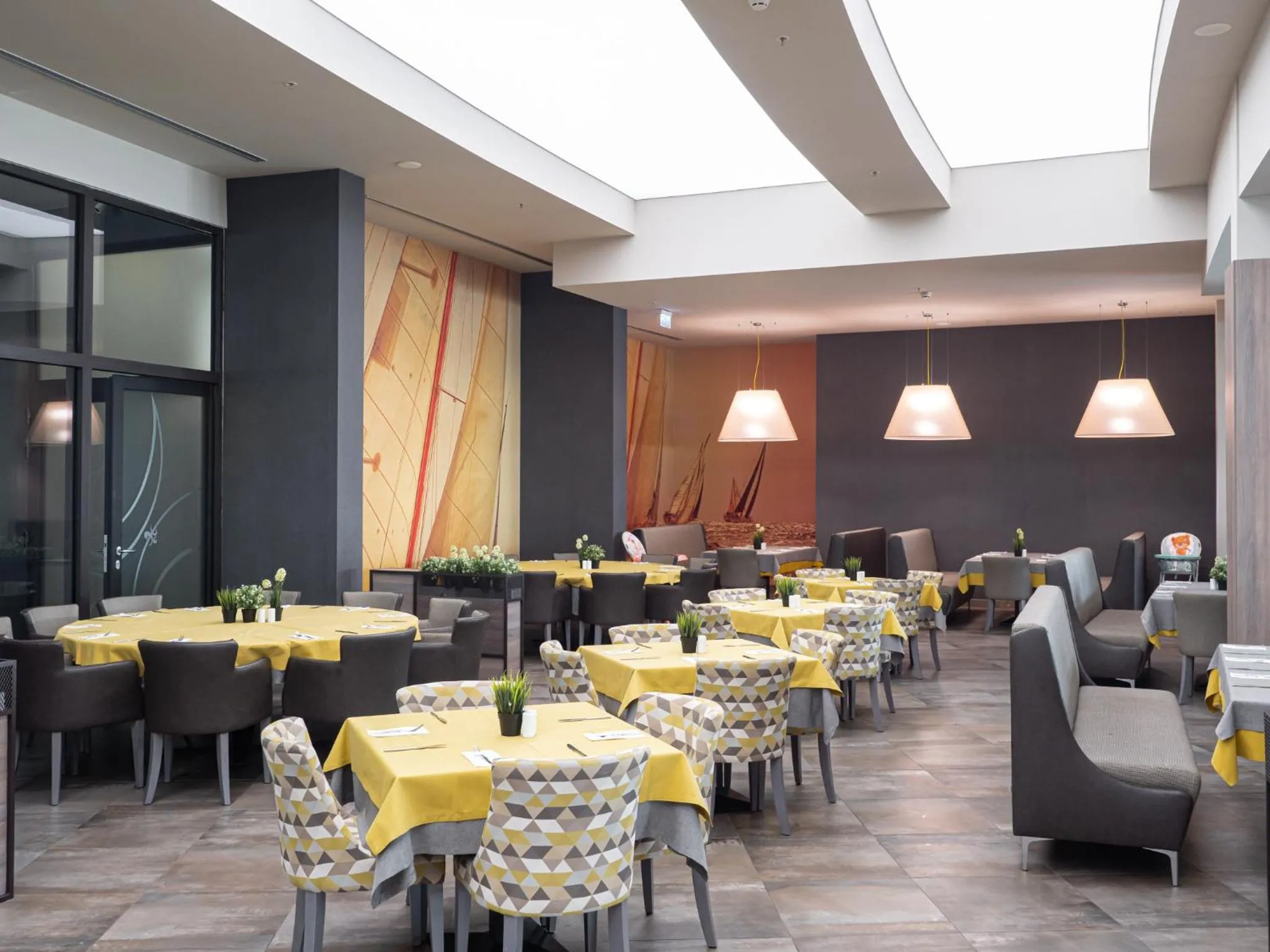 Restaurant/places to eat in Aqua Paradise Resort & Aqua Park
