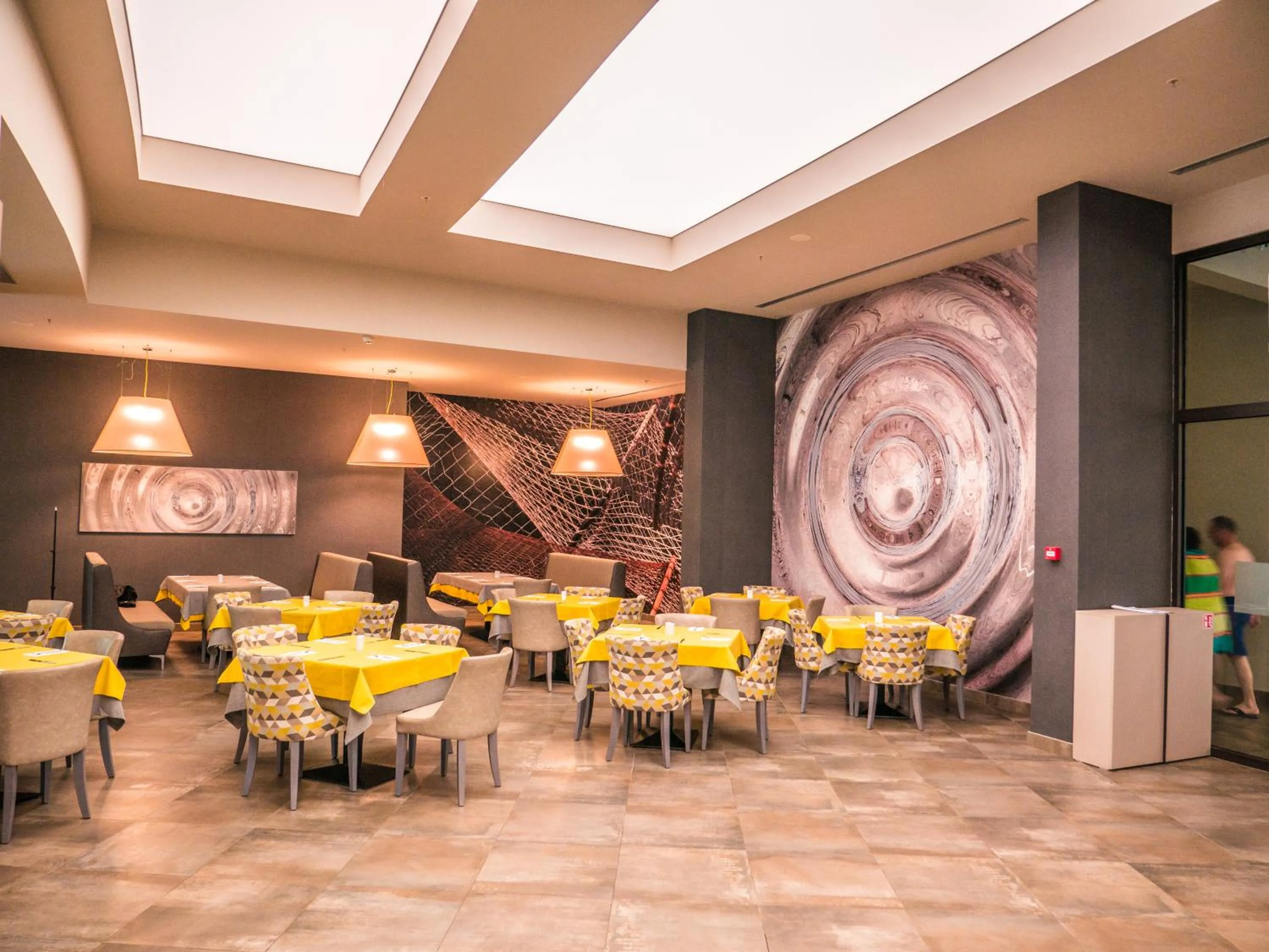 Restaurant/places to eat in Aqua Paradise Resort & Aqua Park