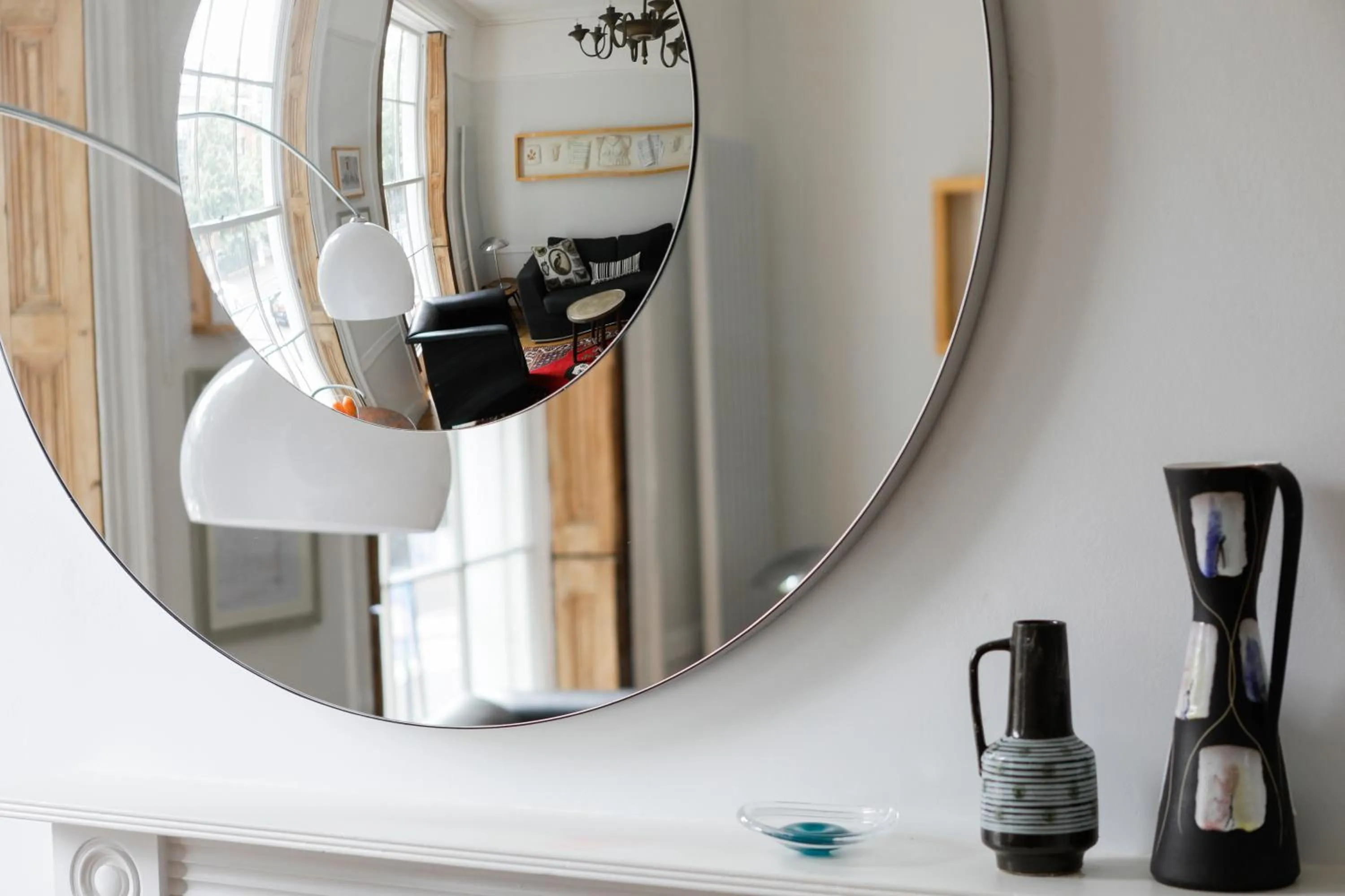 Decorative detail in JOIVY Cosy 1-bed flat in Angel, close to tube