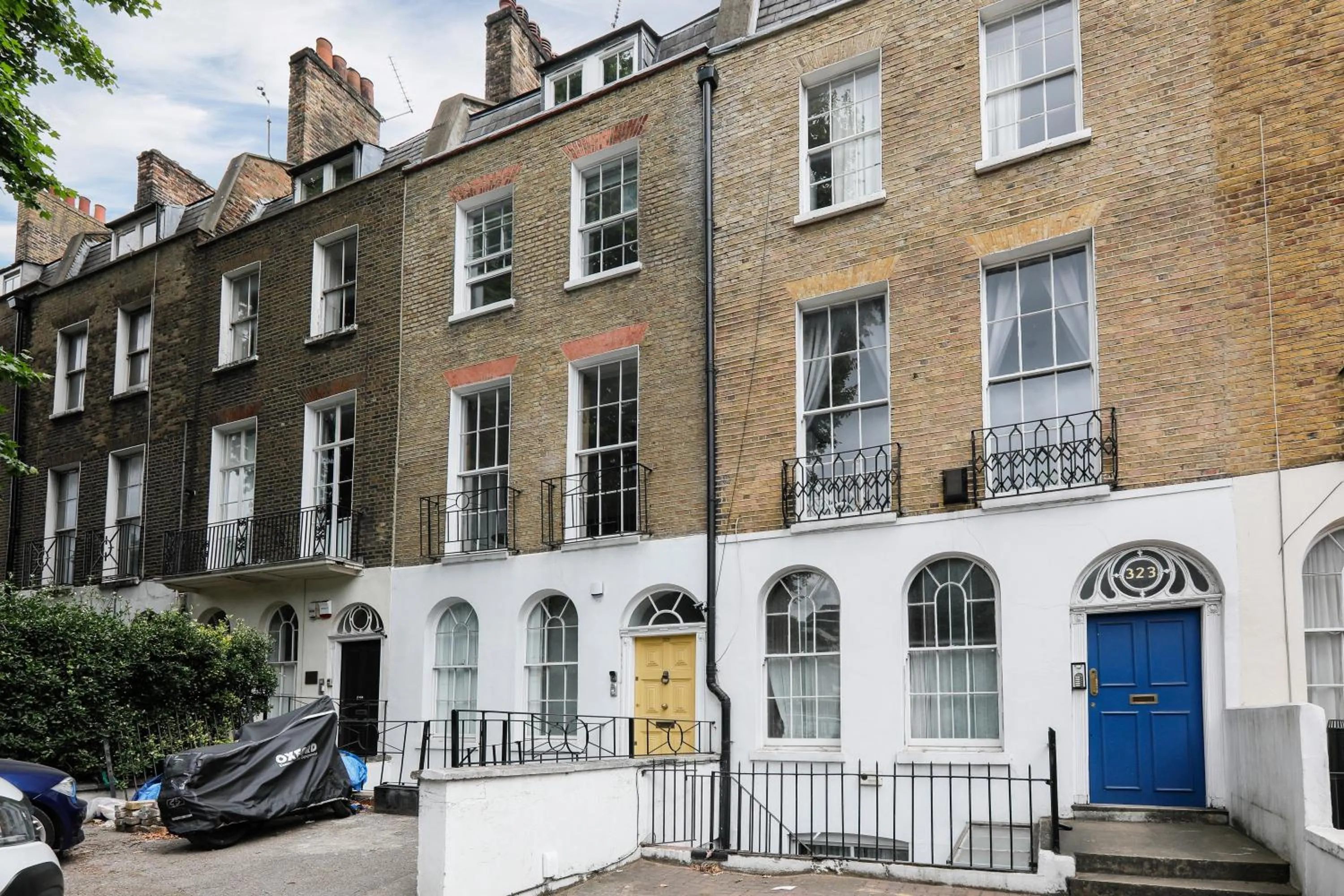 Facade/entrance in JOIVY Cosy 1-bed flat in Angel, close to tube