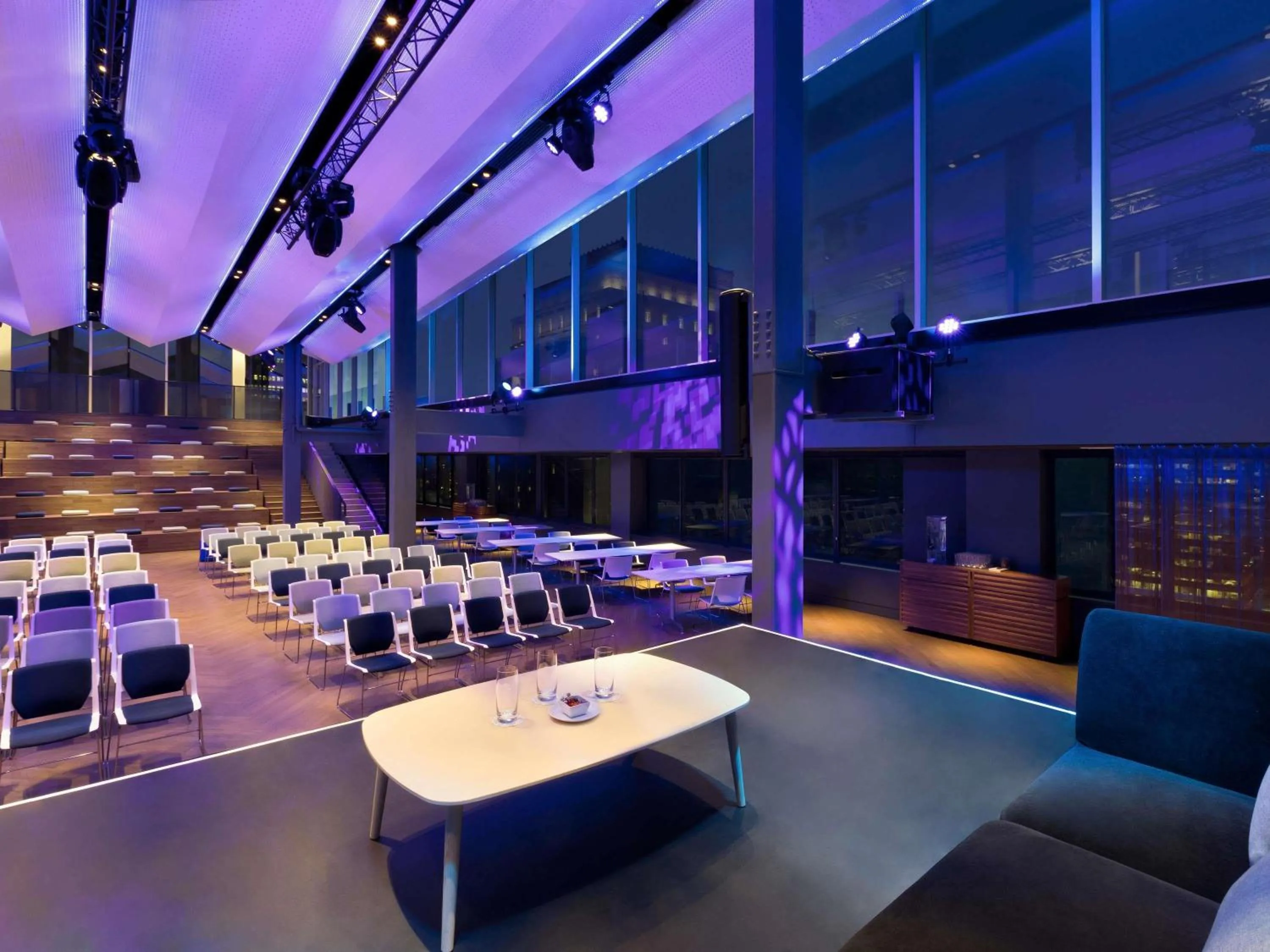 Meeting/conference room in Fairmont The Queen Elizabeth