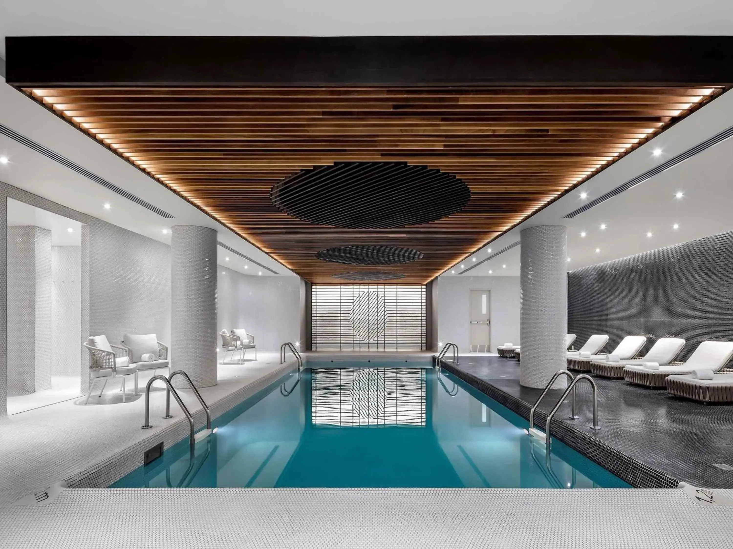 Spa and wellness centre/facilities in Fairmont The Queen Elizabeth Spa and wellness centre/facilities in Fairmont The Queen Elizabeth