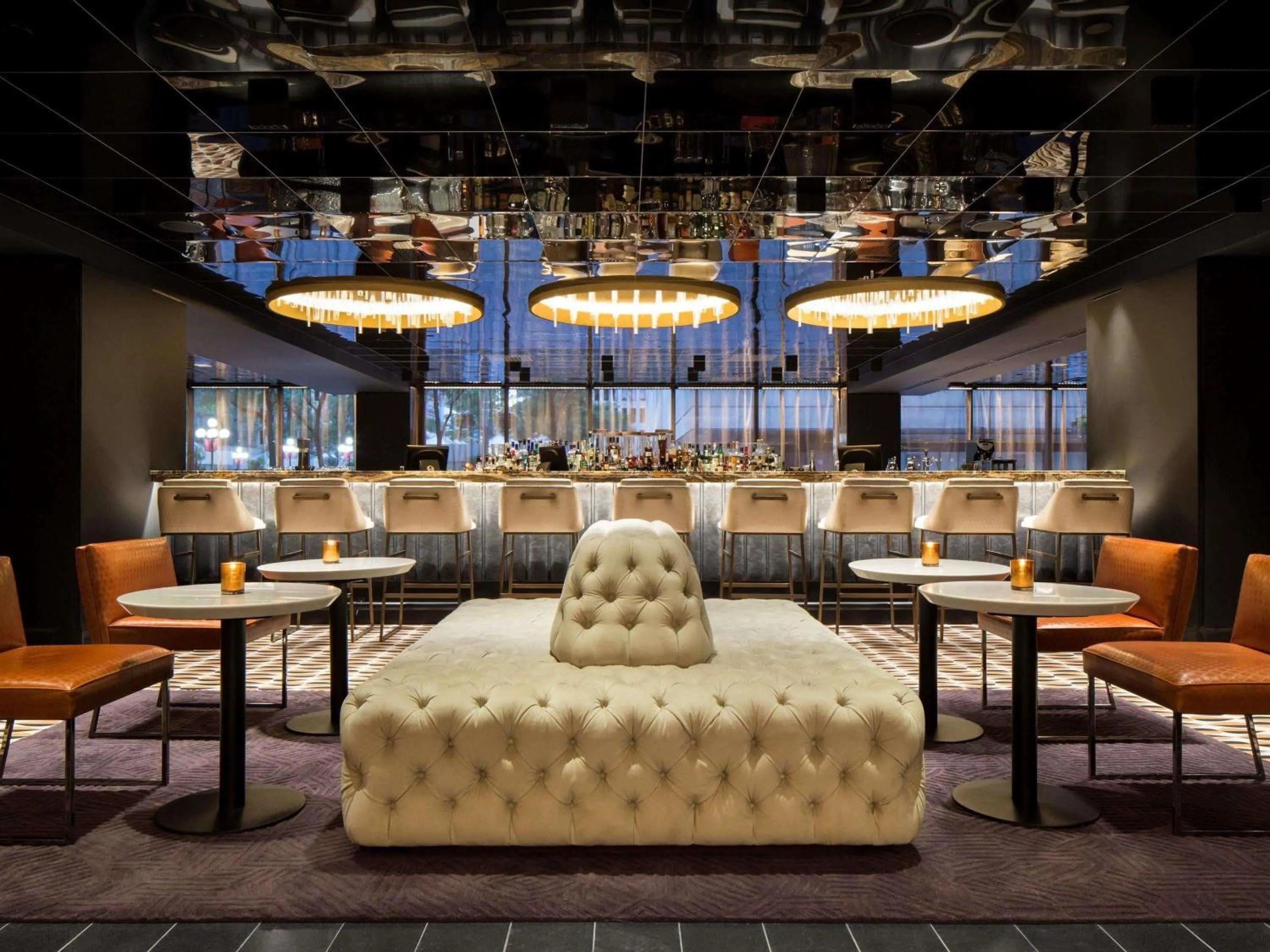 Restaurant/places to eat in Fairmont The Queen Elizabeth