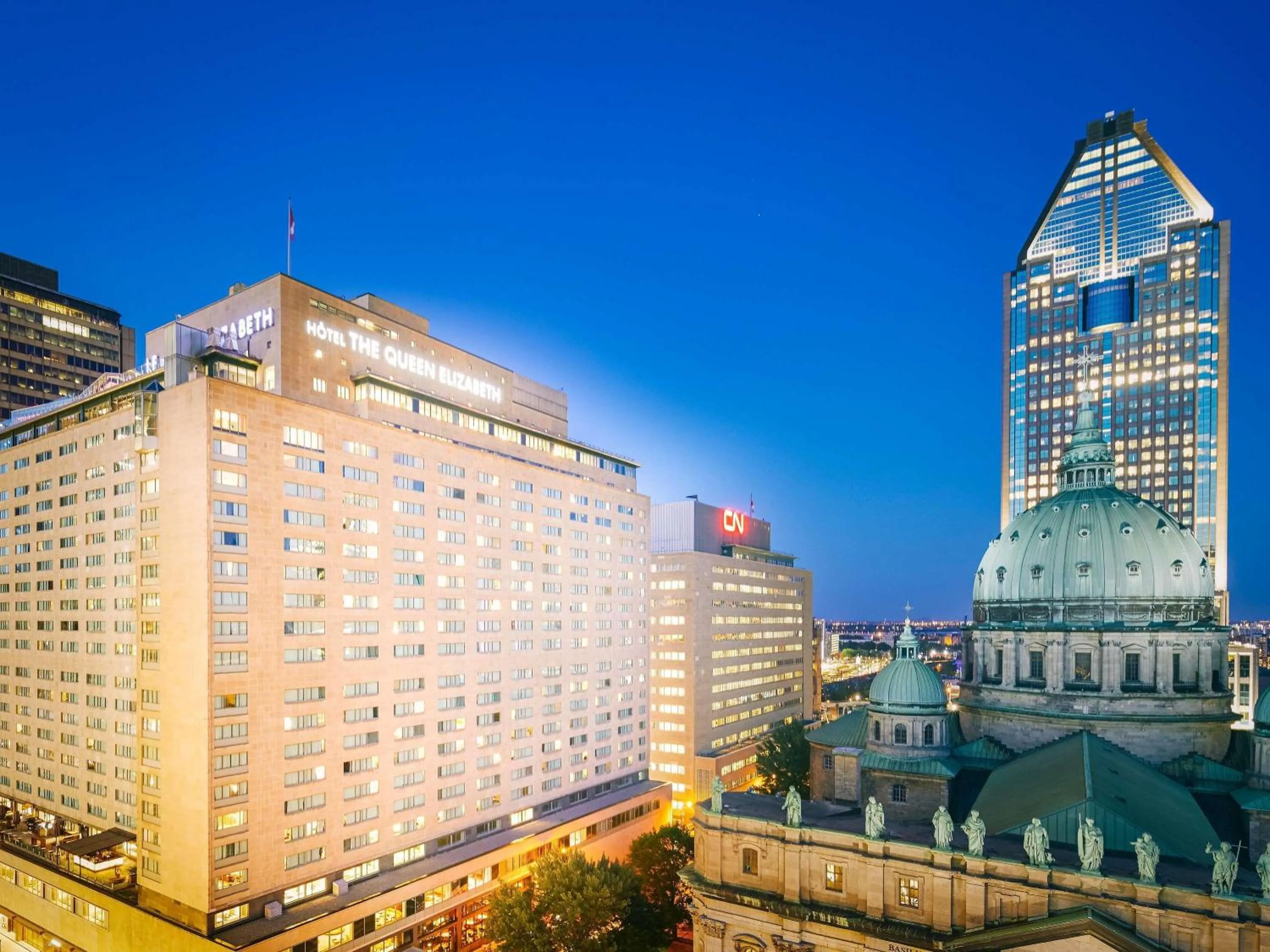 Property building in Fairmont The Queen Elizabeth