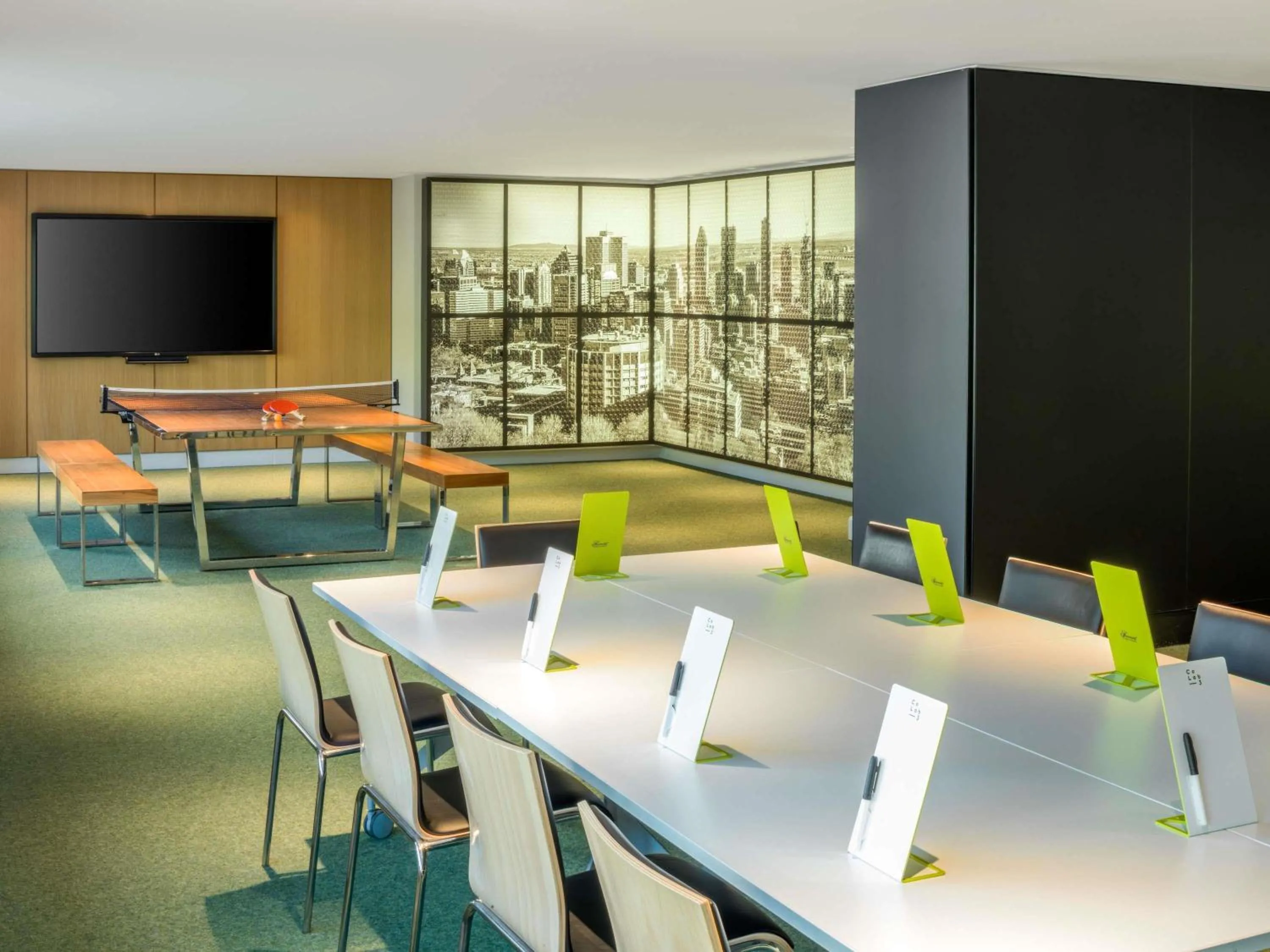 Business facilities in Fairmont The Queen Elizabeth