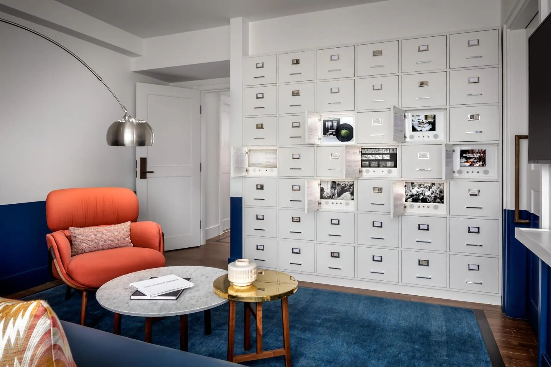 Seating area in Fairmont The Queen Elizabeth