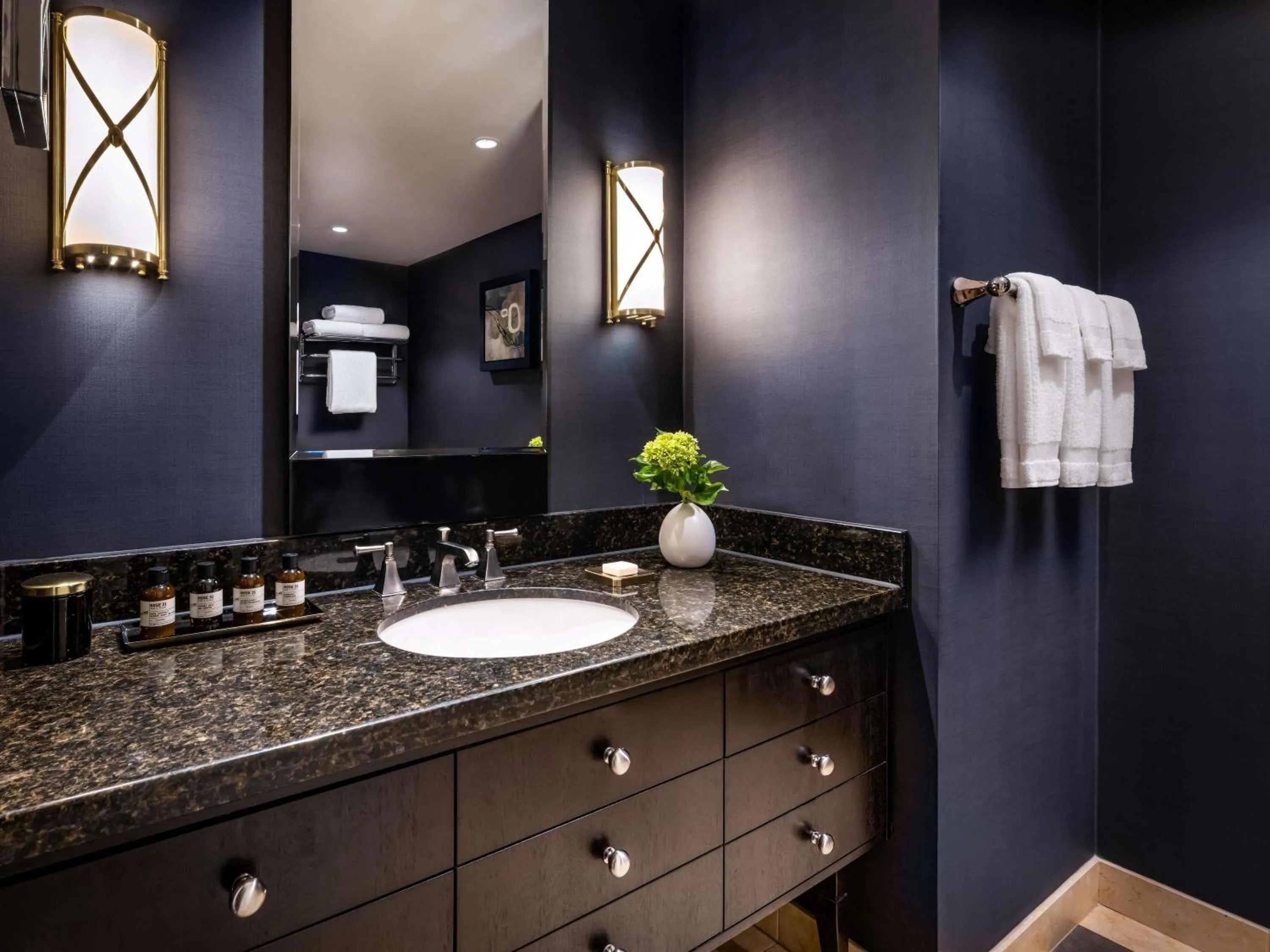 Bedroom in Fairmont The Queen Elizabeth