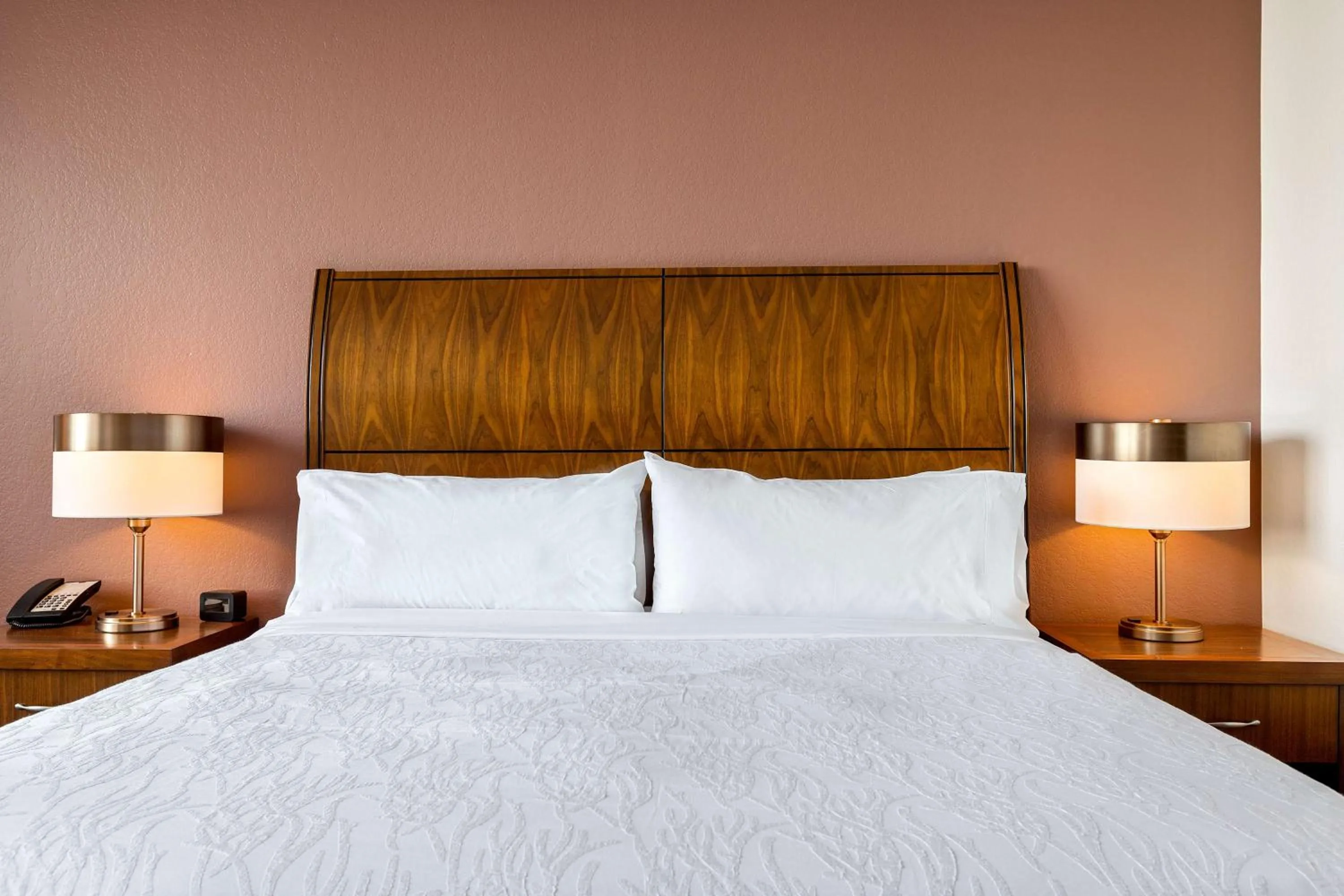 Bed in Hilton Garden Inn New Orleans French Quarter/CBD