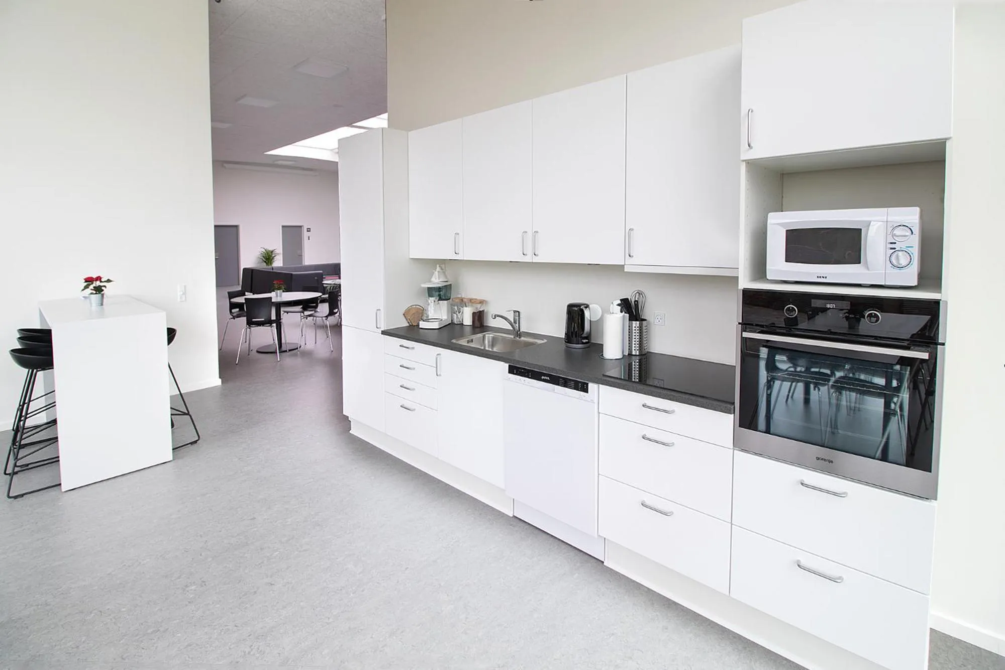 Kitchen or kitchenette in Hostel Brønderslev