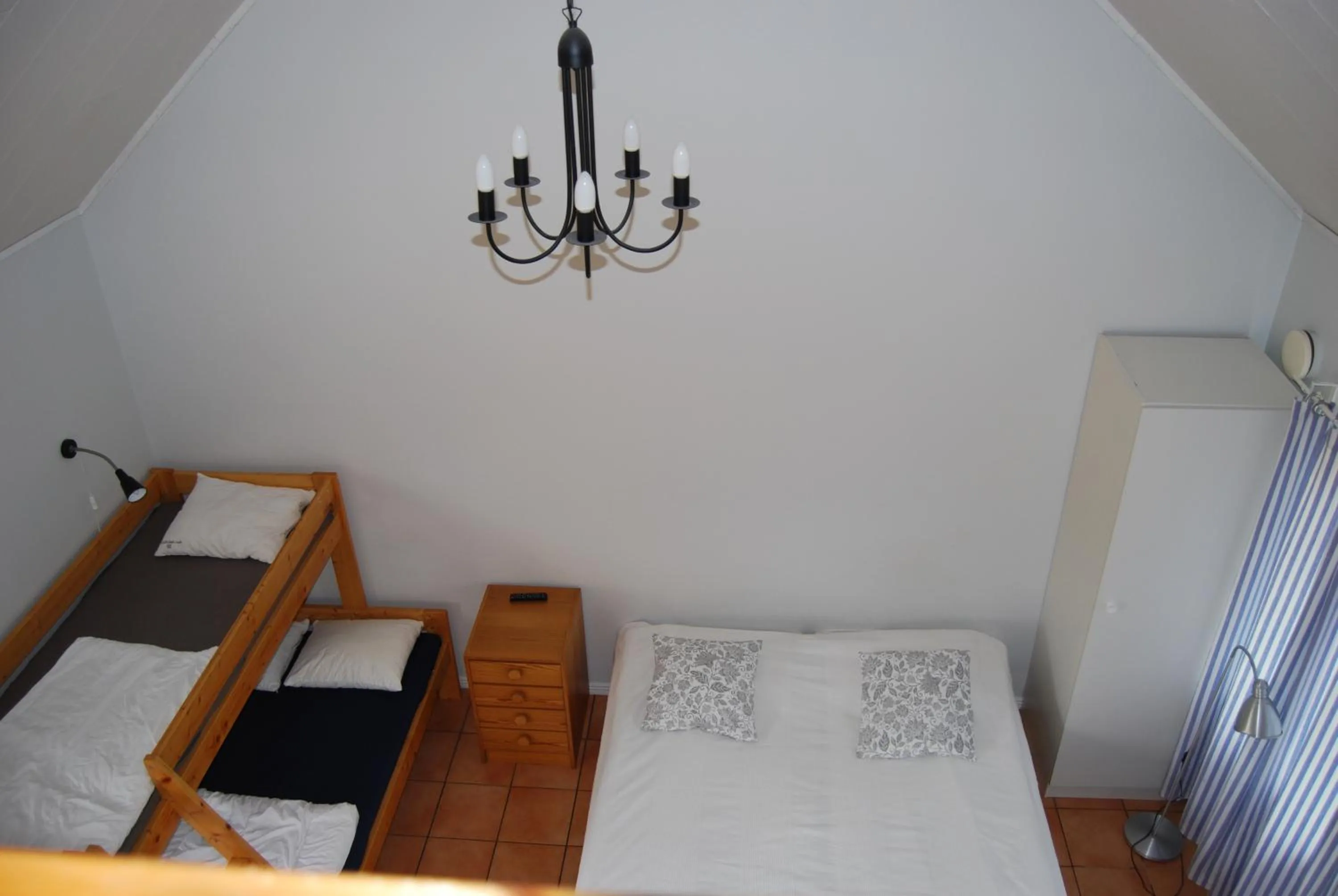 Photo of the whole room in Mellbystrand Vandrarhem