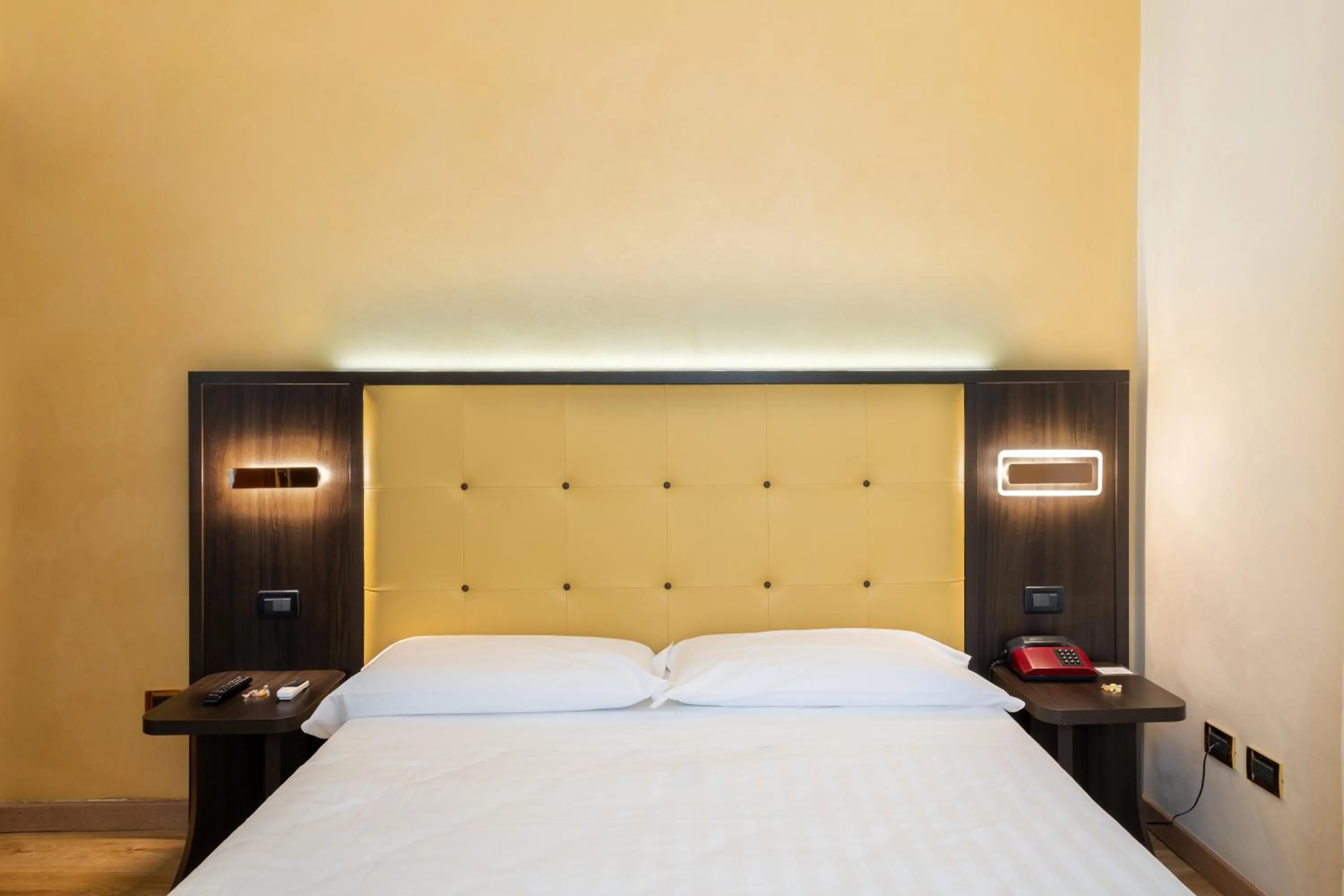 Bed in Hotel Santa Prisca